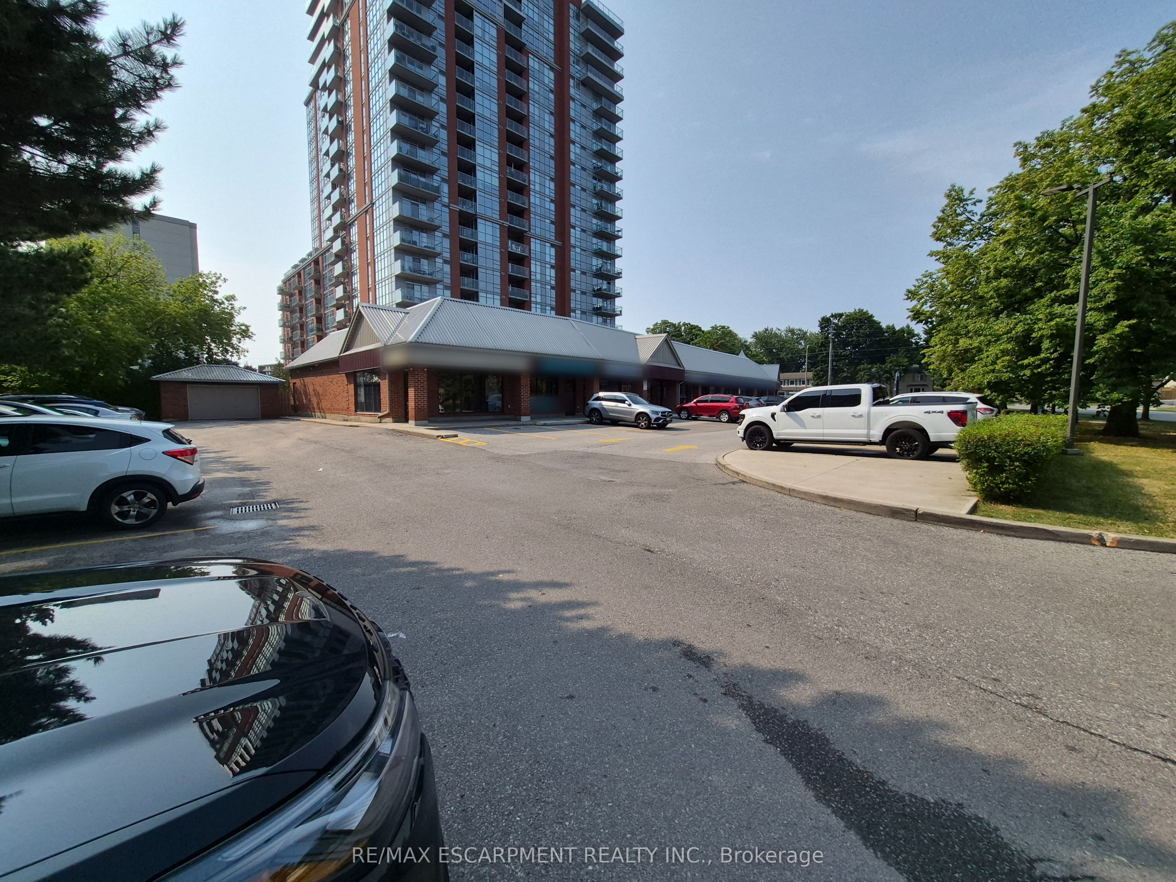 573 Maple Avenue 2 Property Photo 23