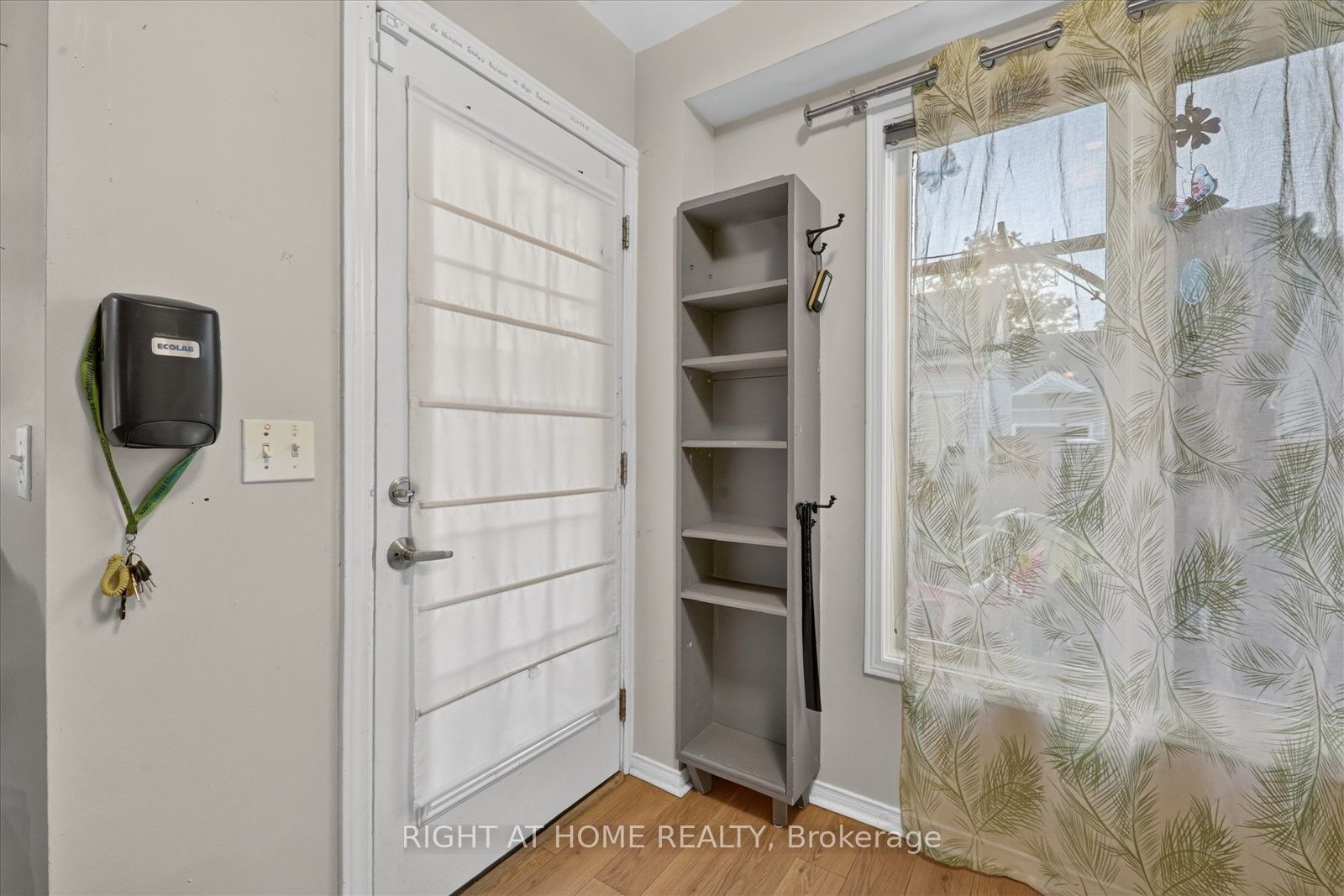305 Alder Street Property Photo 16