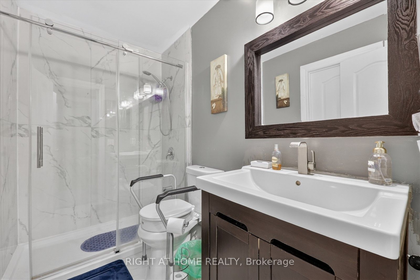 305 Alder Street Property Photo 21