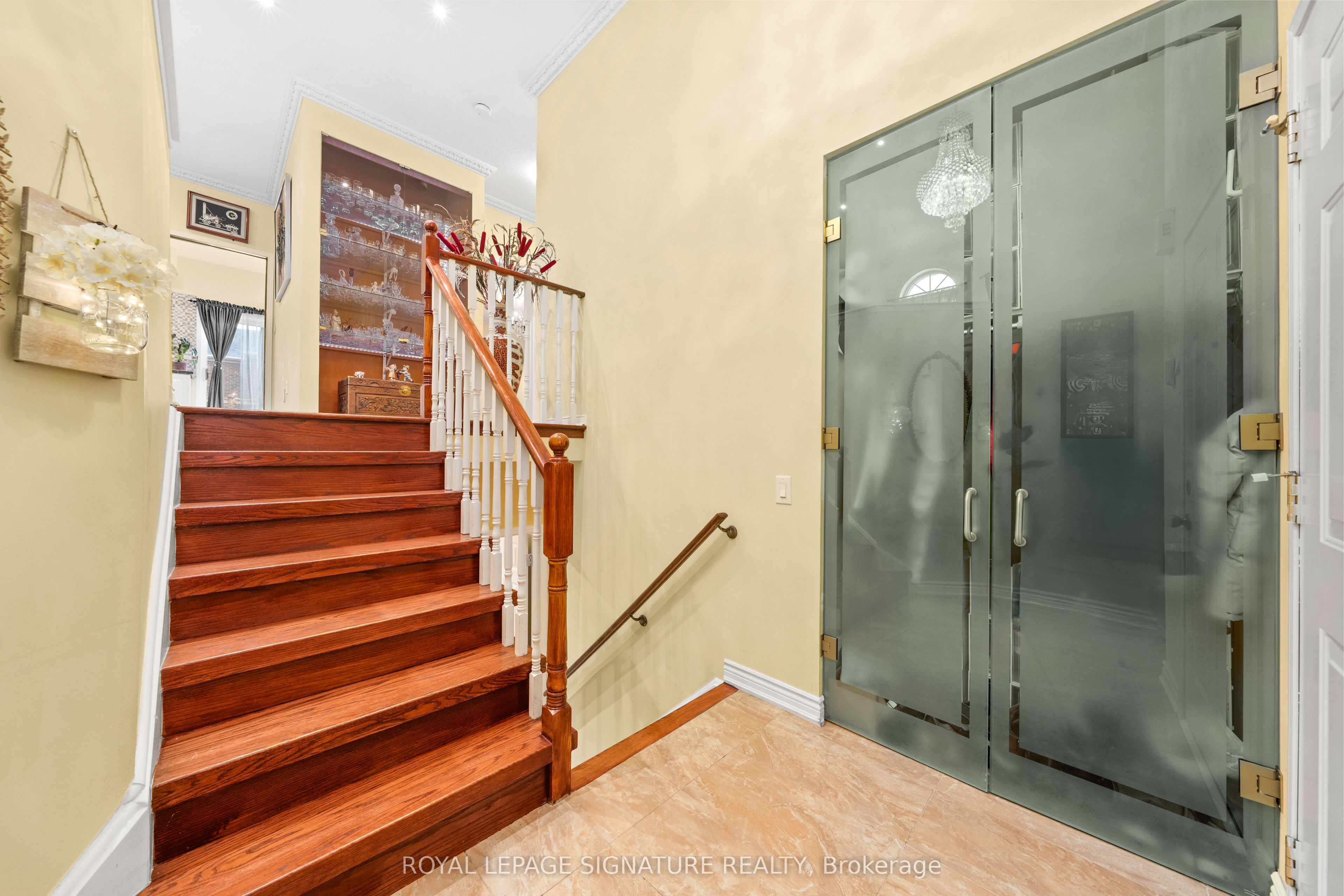 687 Twain Avenue Property Photo 7