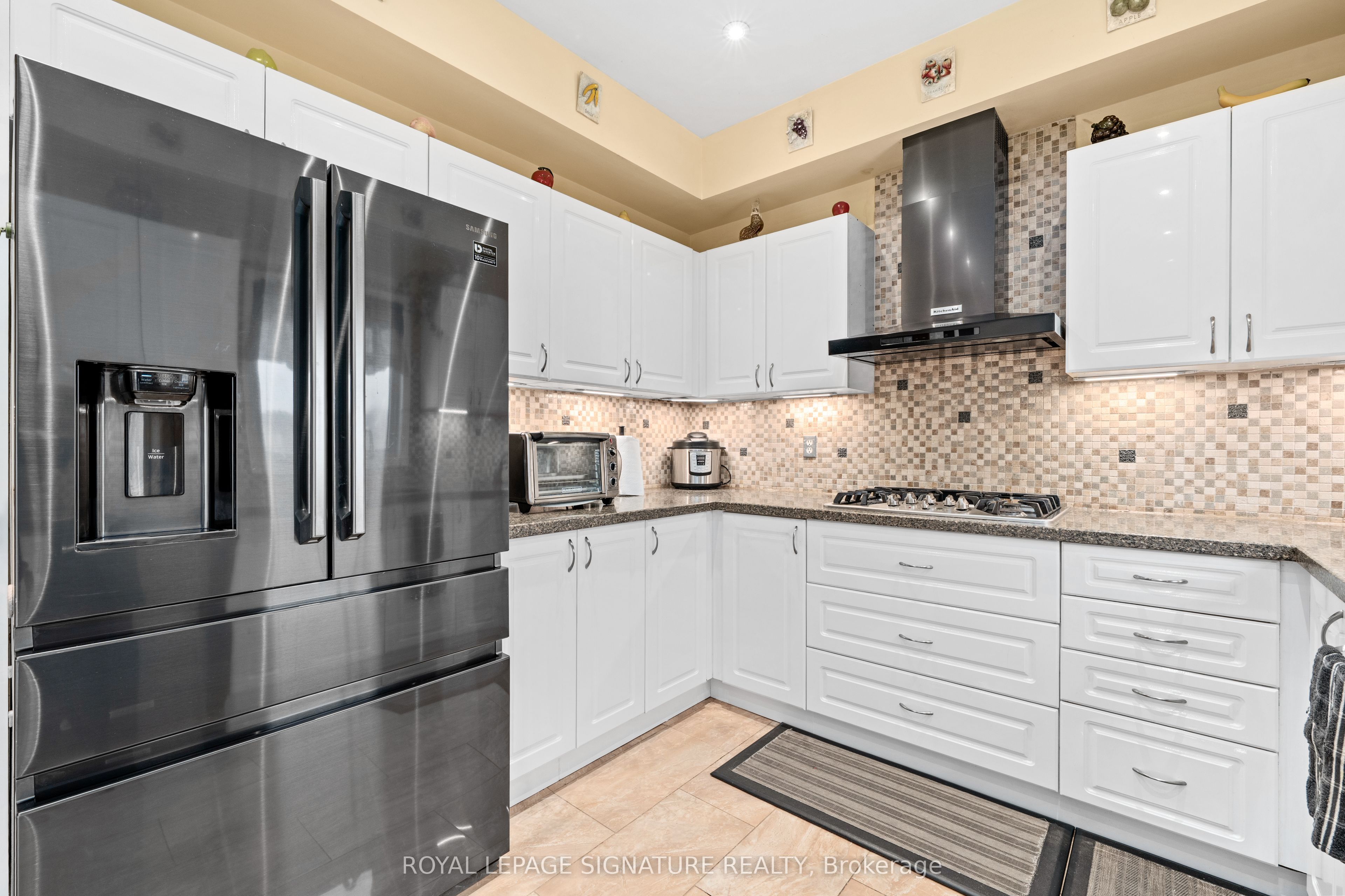 687 Twain Avenue Property Photo 14