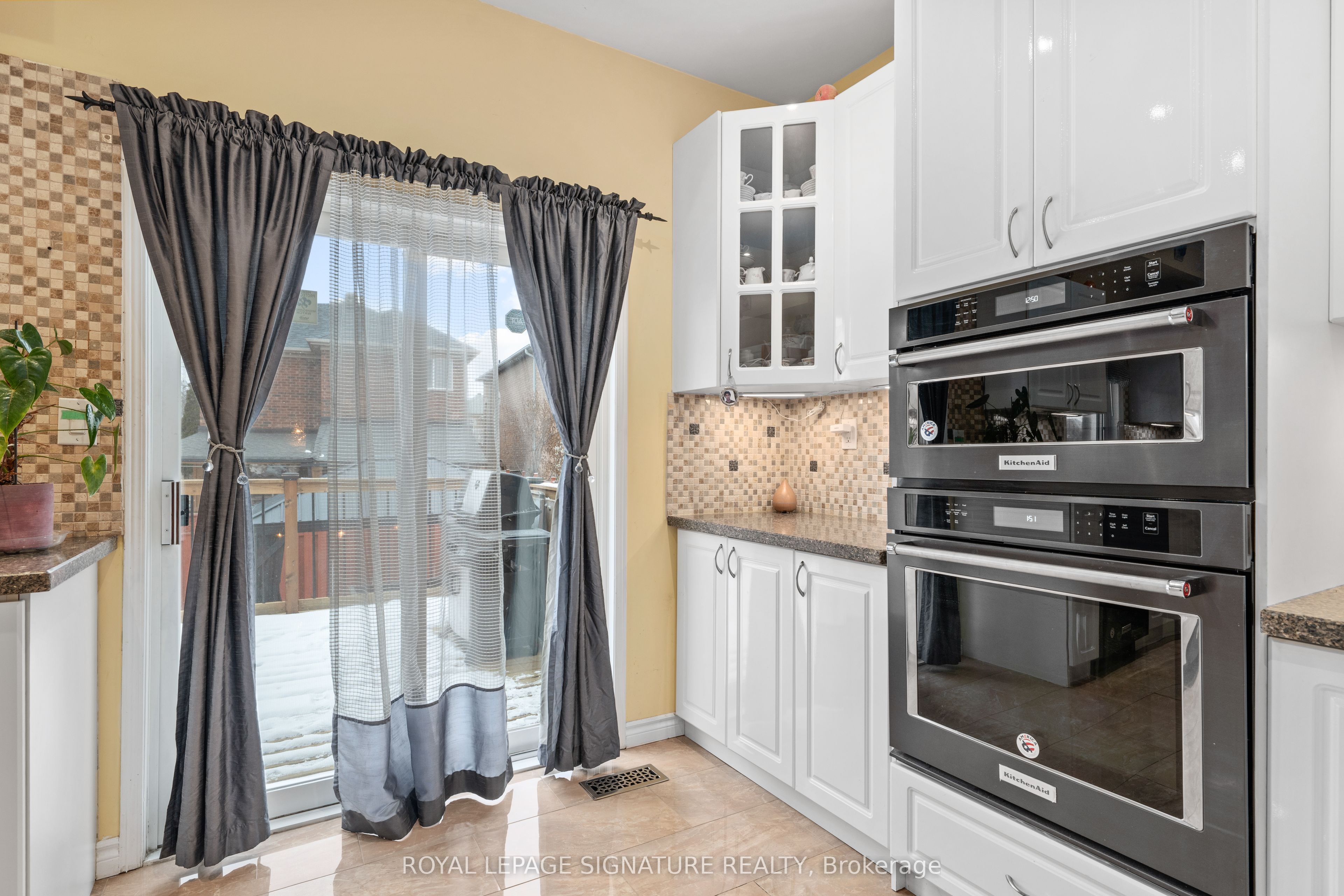 687 Twain Avenue Property Photo 15
