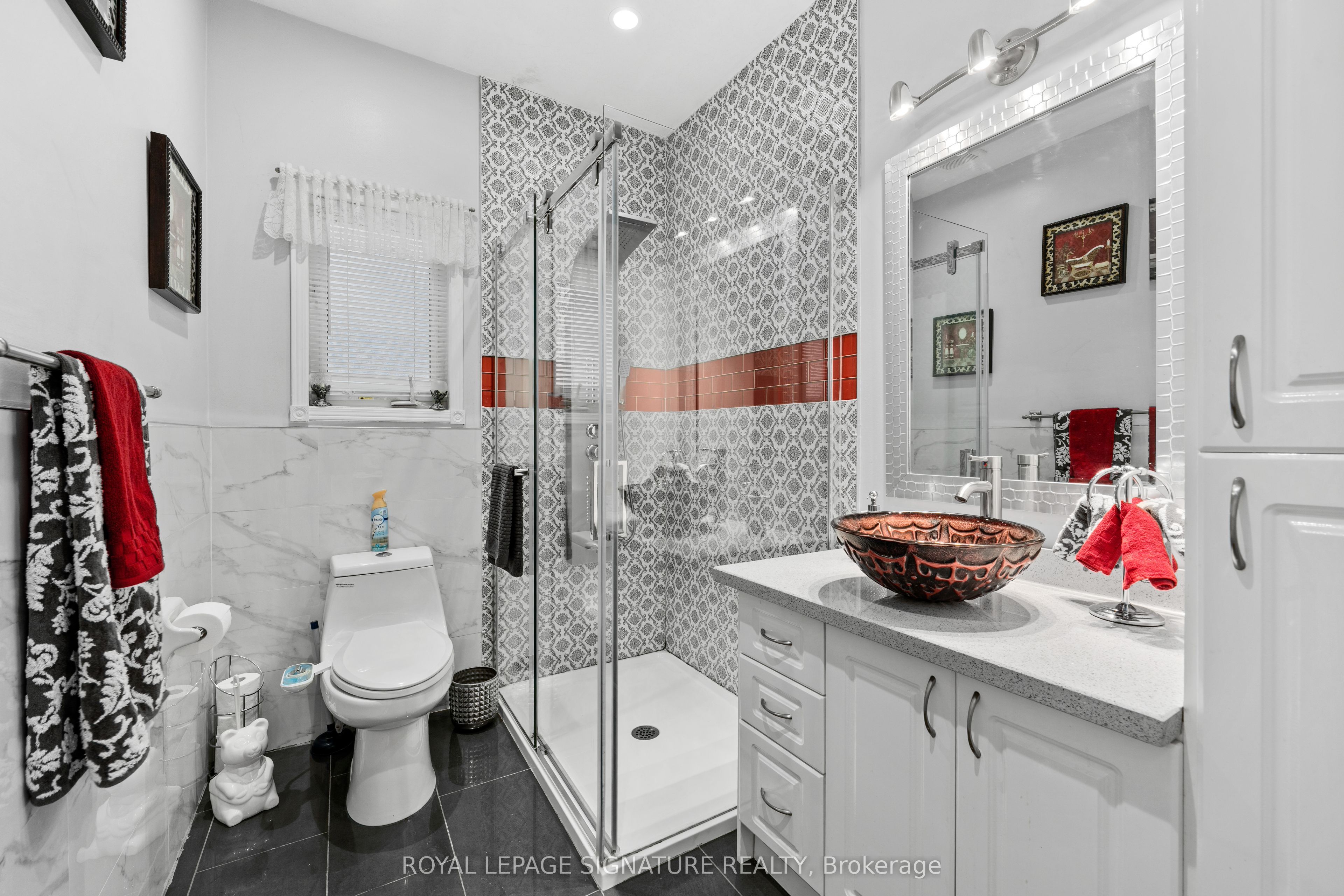 687 Twain Avenue Property Photo 17