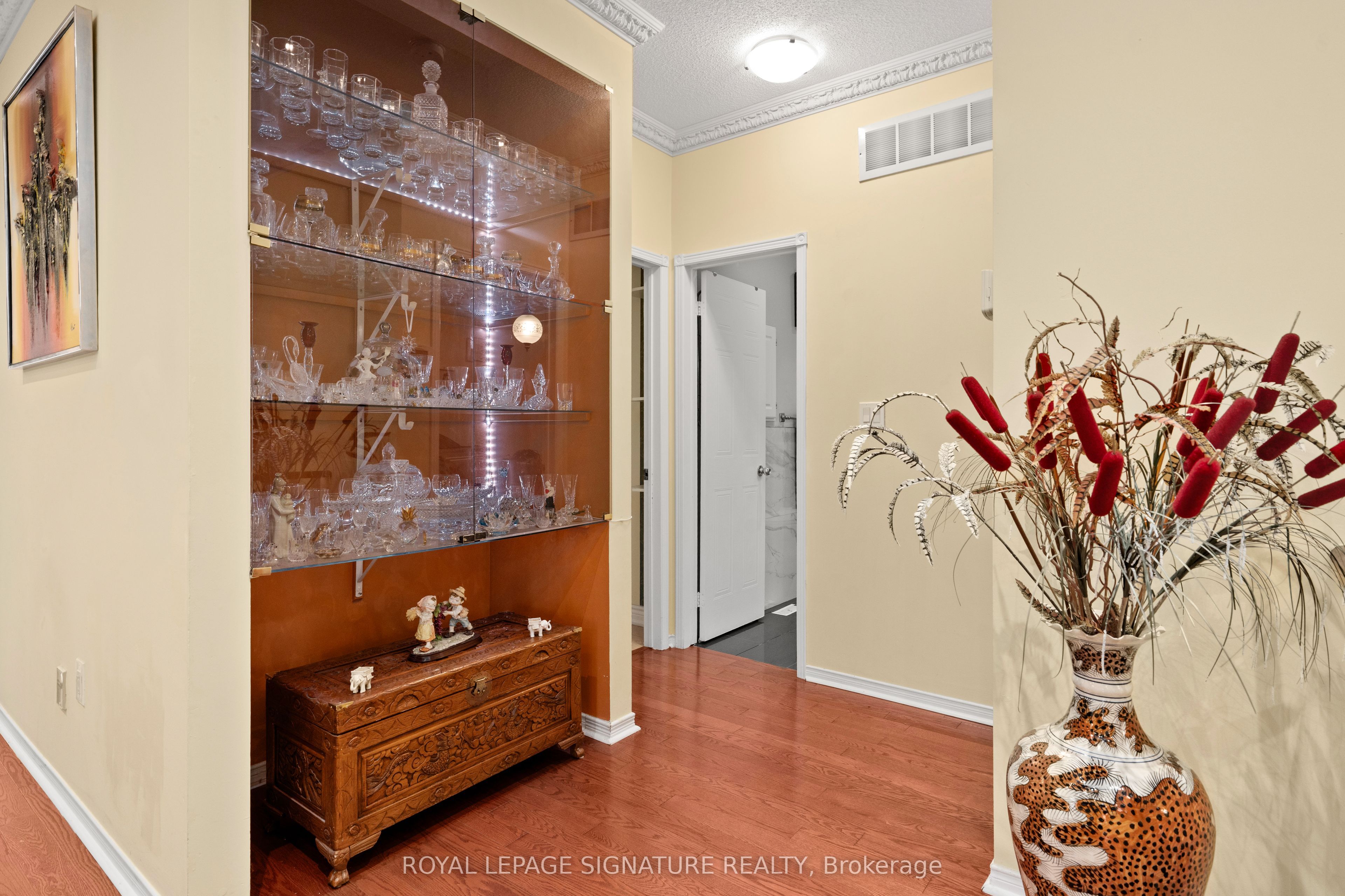 687 Twain Avenue Property Photo 20