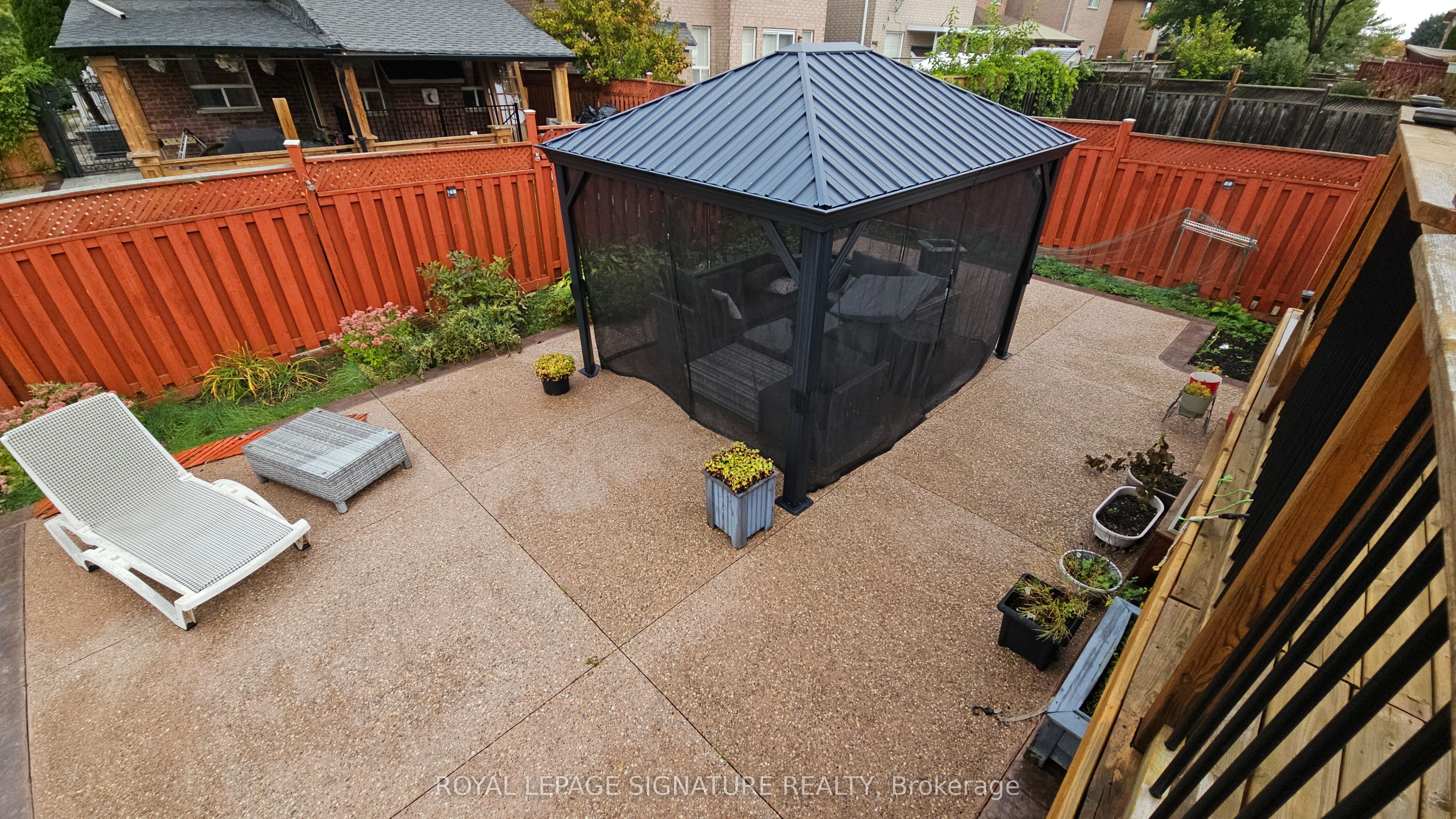 687 Twain Avenue Property Photo 42