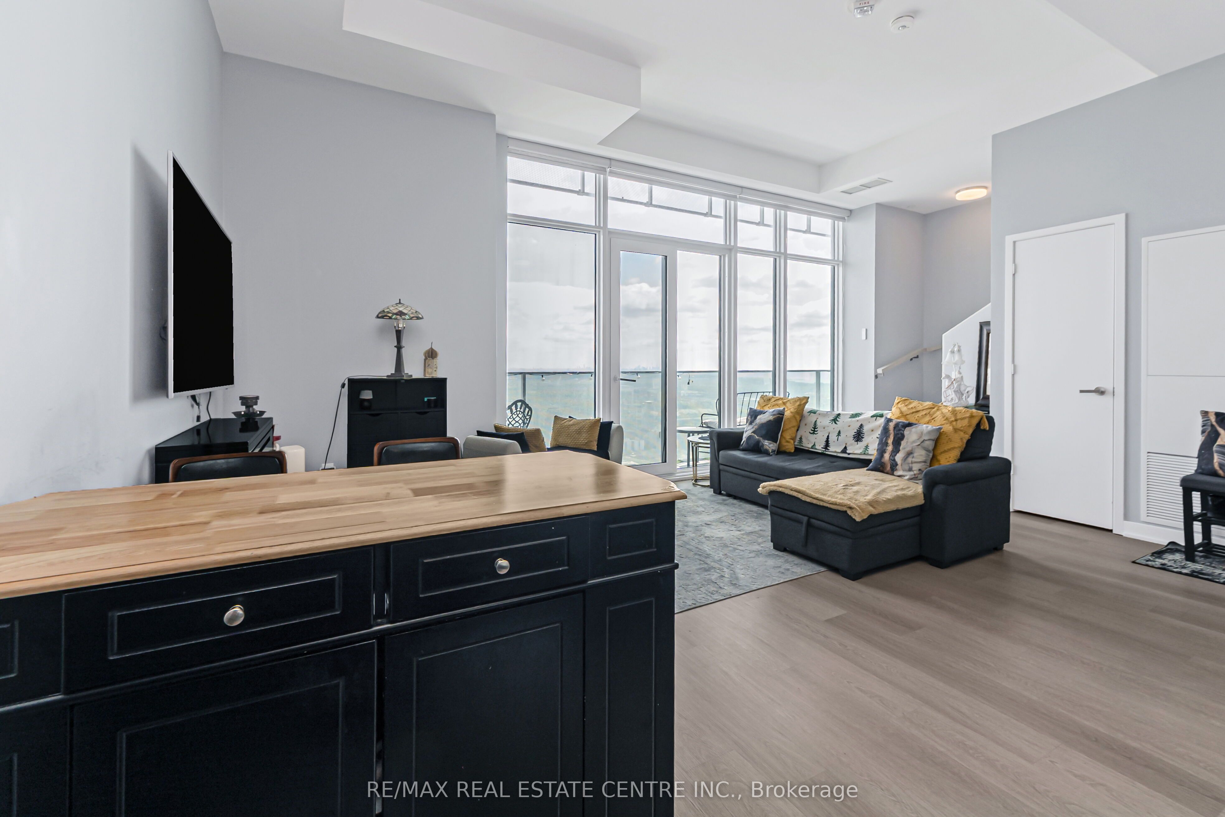 3883 Quartz Road 6004 Property Photo 14