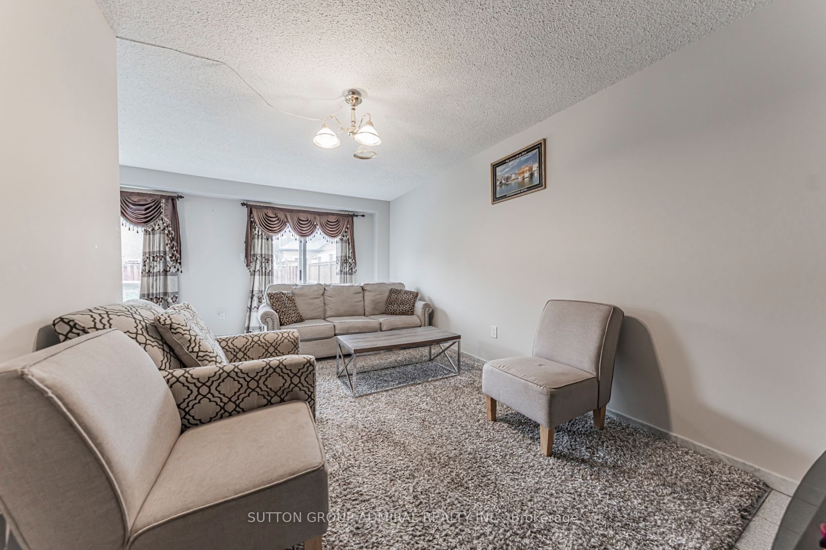 162 Bighorn Crescent Property Photo 3