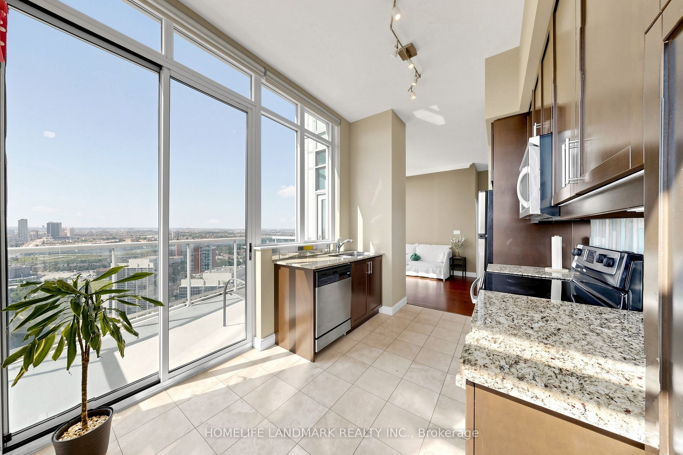 80 Absolute Avenue 3508 Property Photo 15