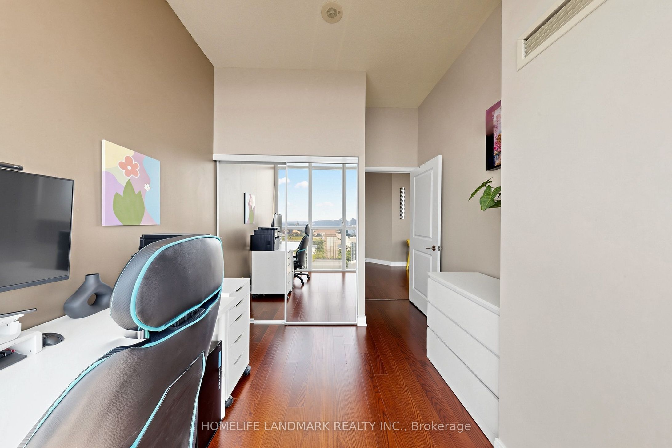 80 Absolute Avenue 3508 Property Photo 25