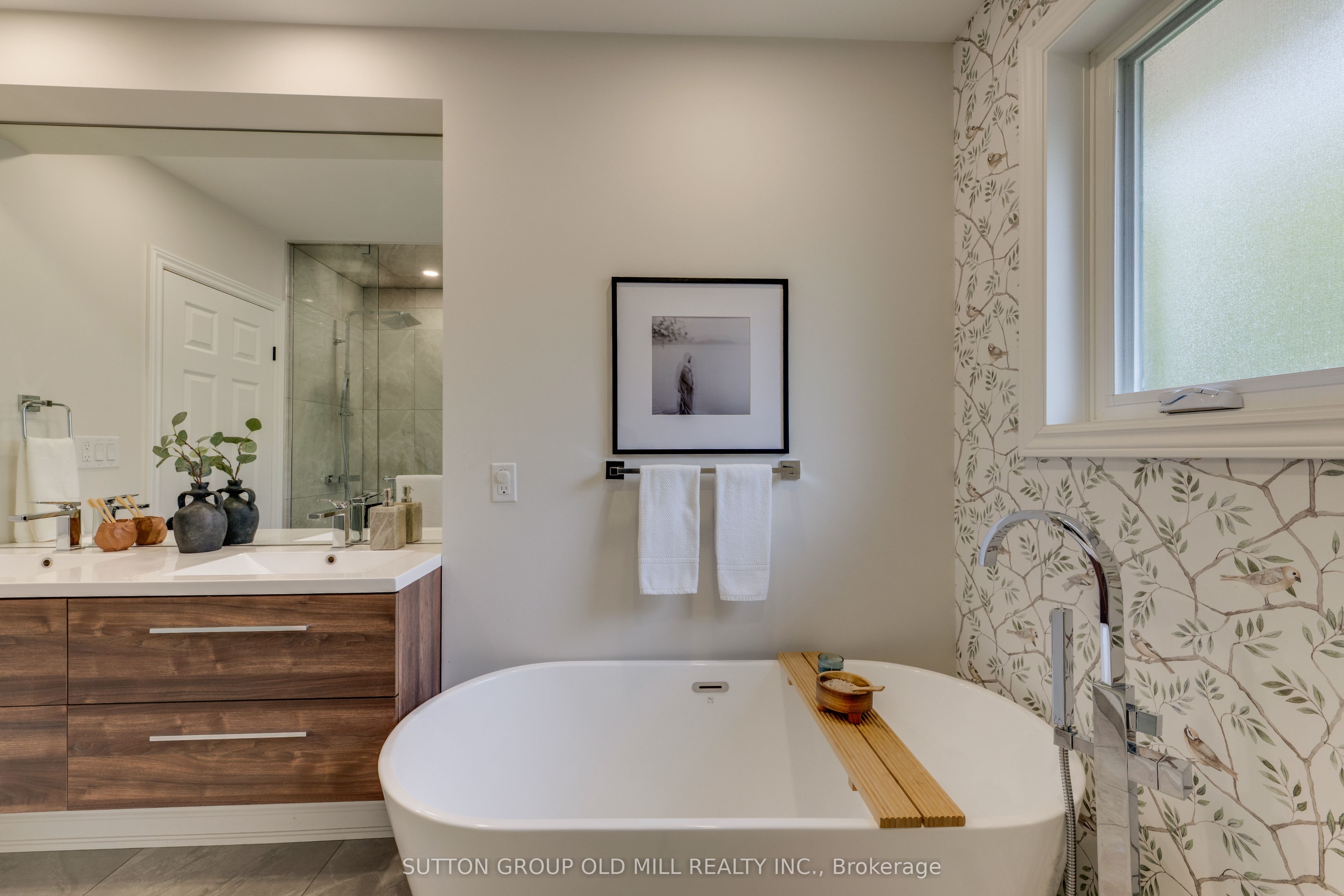 85 Bonnyview Drive Property Photo 16