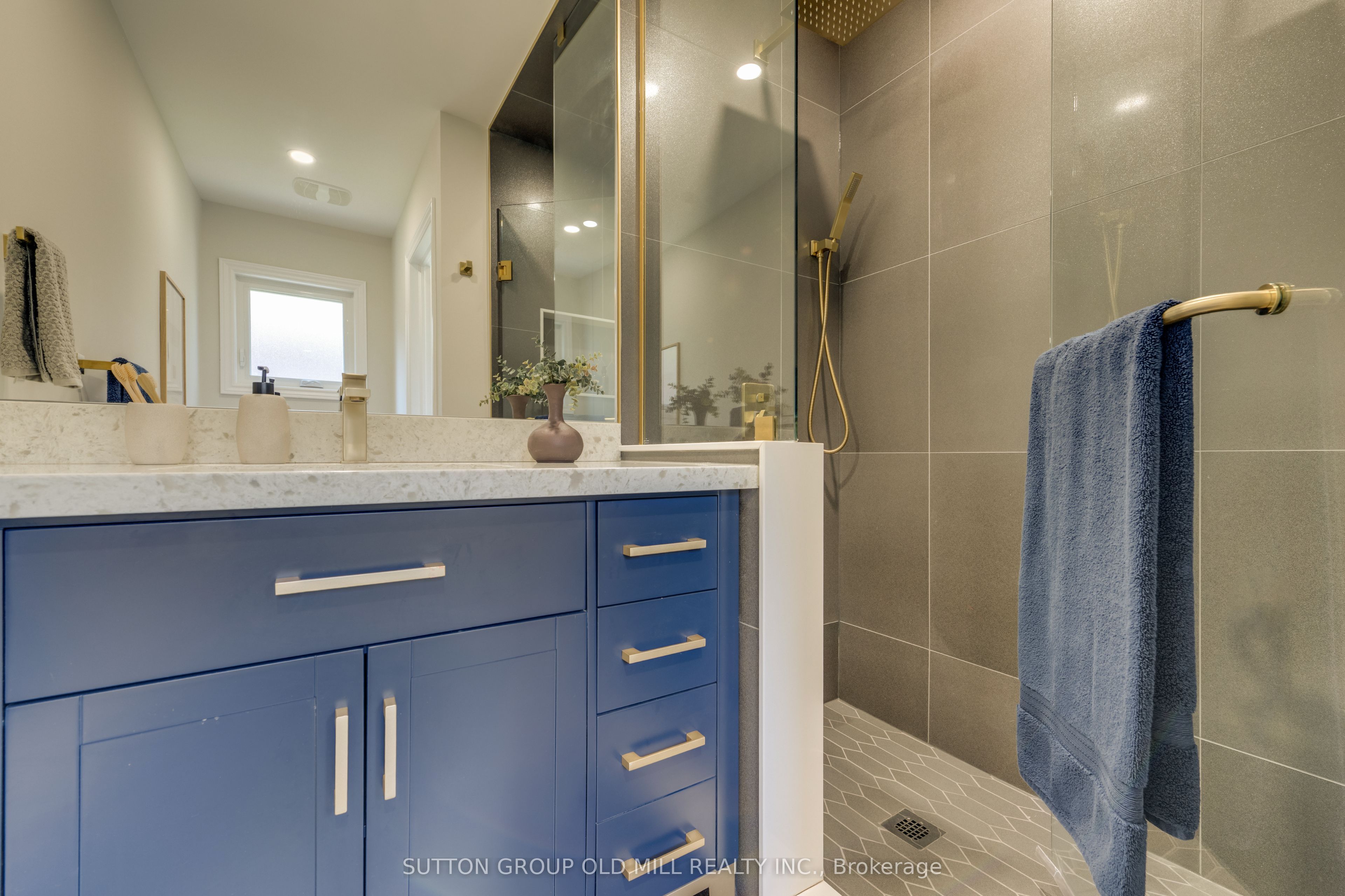 85 Bonnyview Drive Property Photo 25