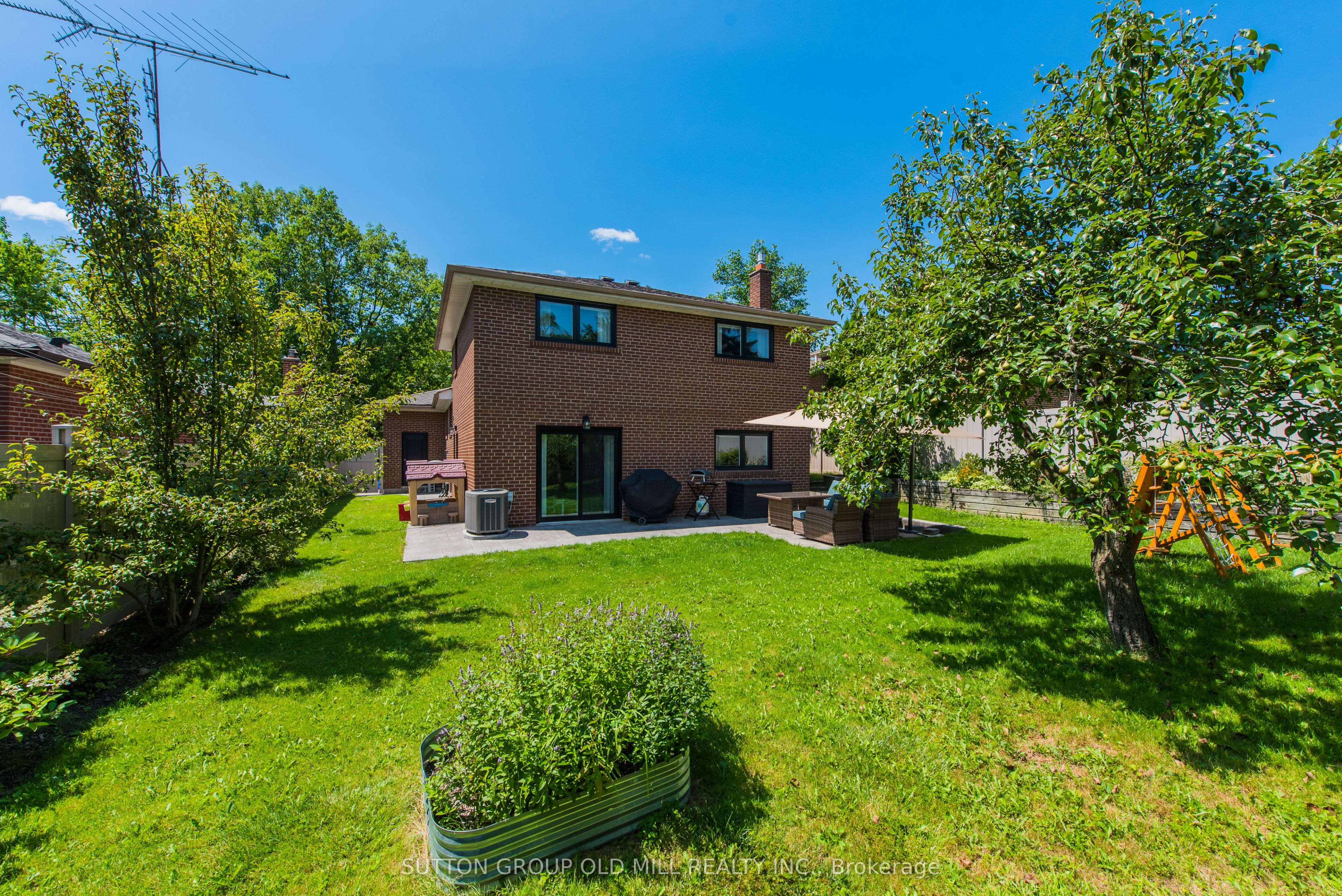 85 Bonnyview Drive Property Photo 32