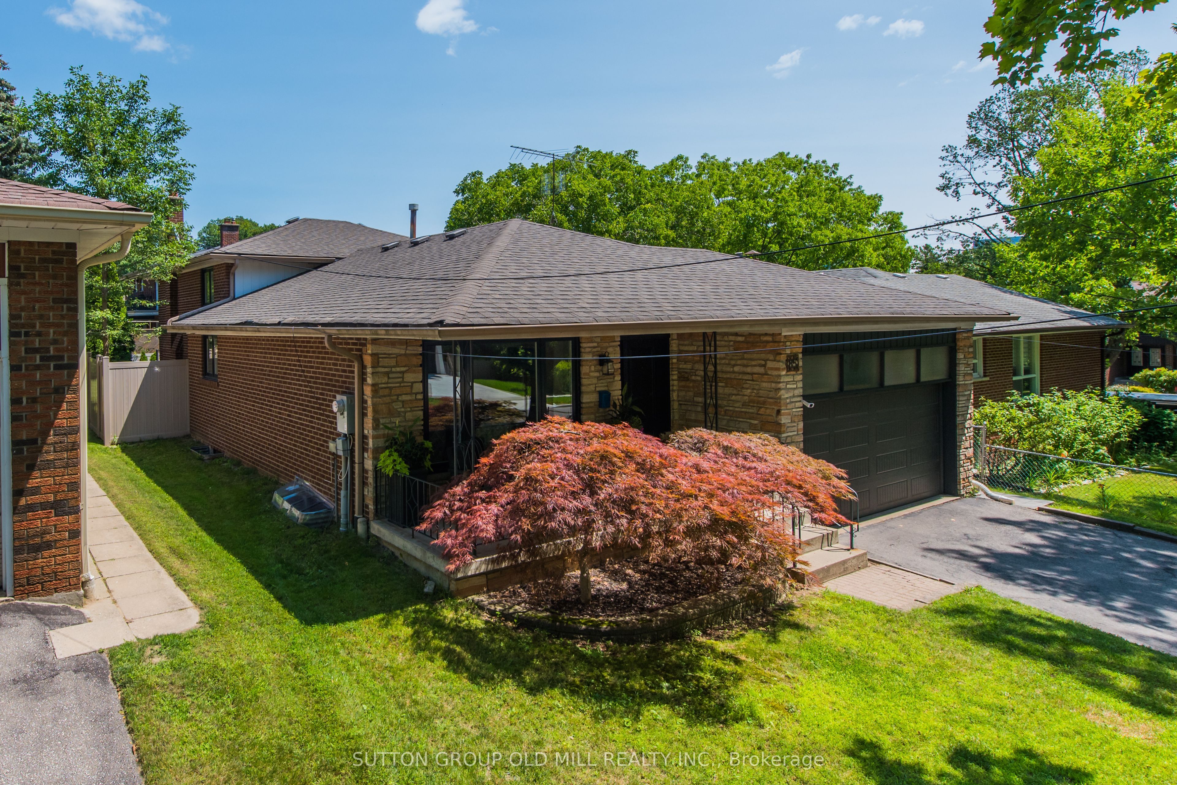 85 Bonnyview Drive Property Photo 37