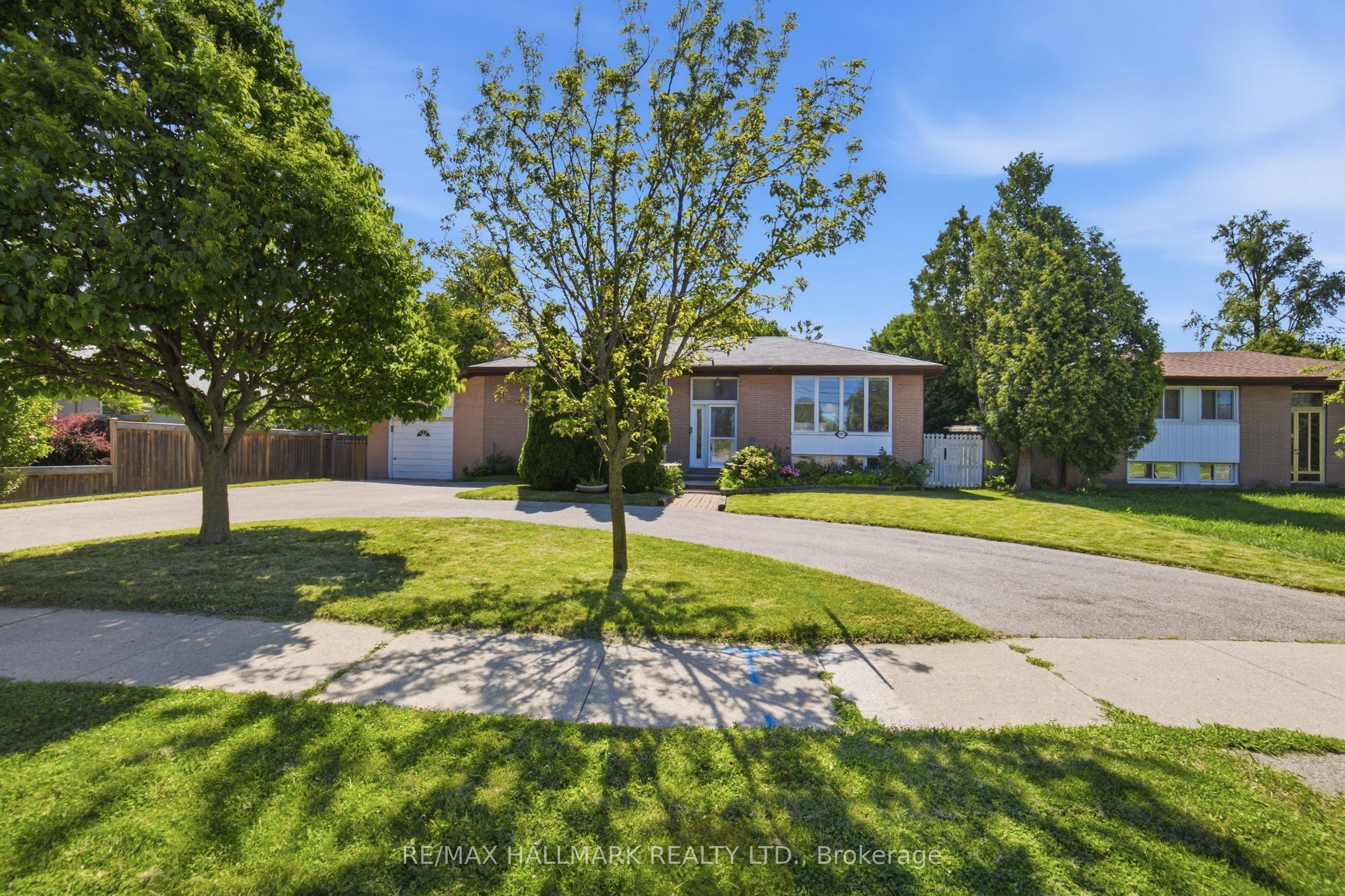 1392 Rebecca Street Property Photo 1