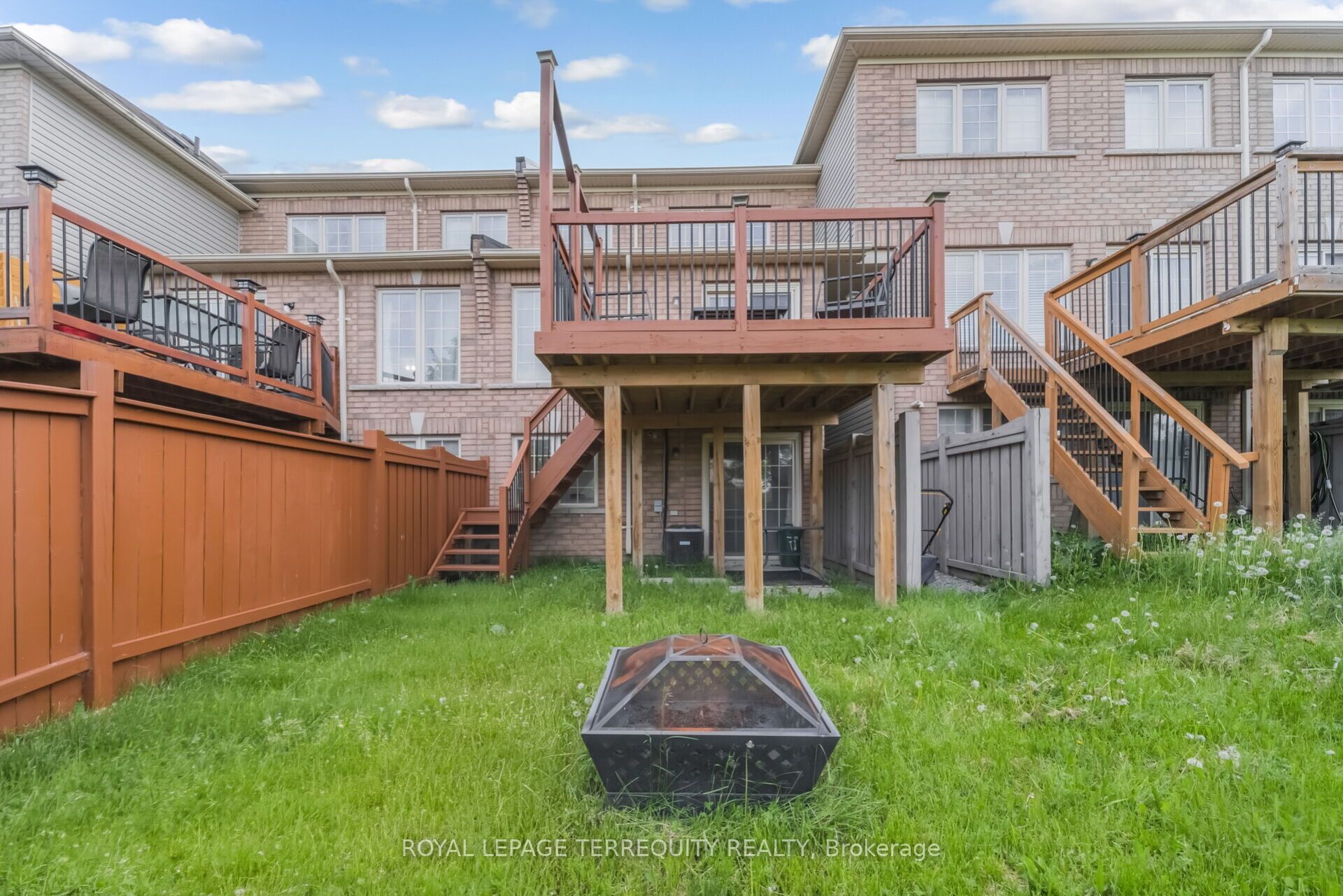7 Bamboo Grove Property Photo 39