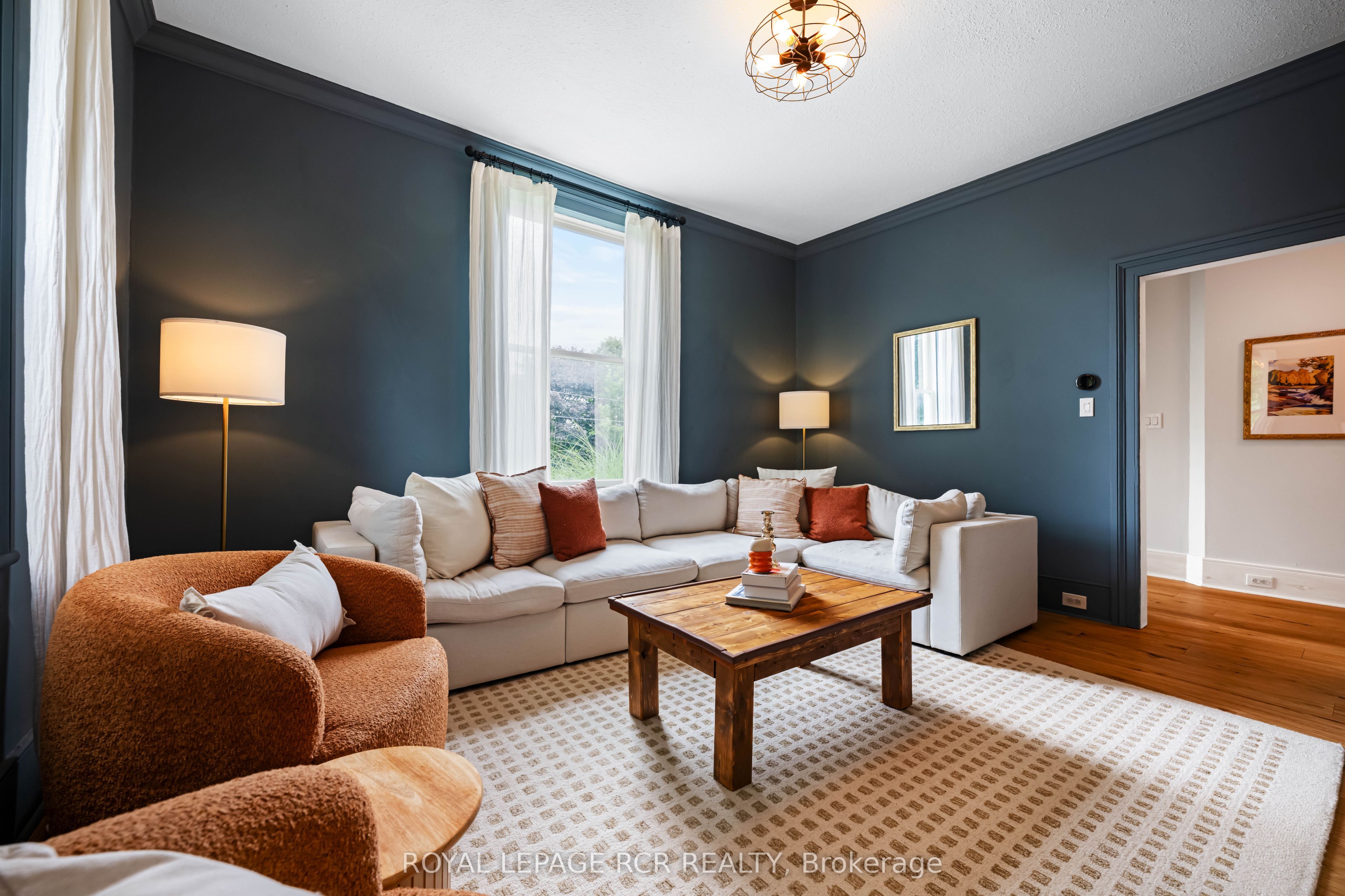 22 John Street Property Photo 10