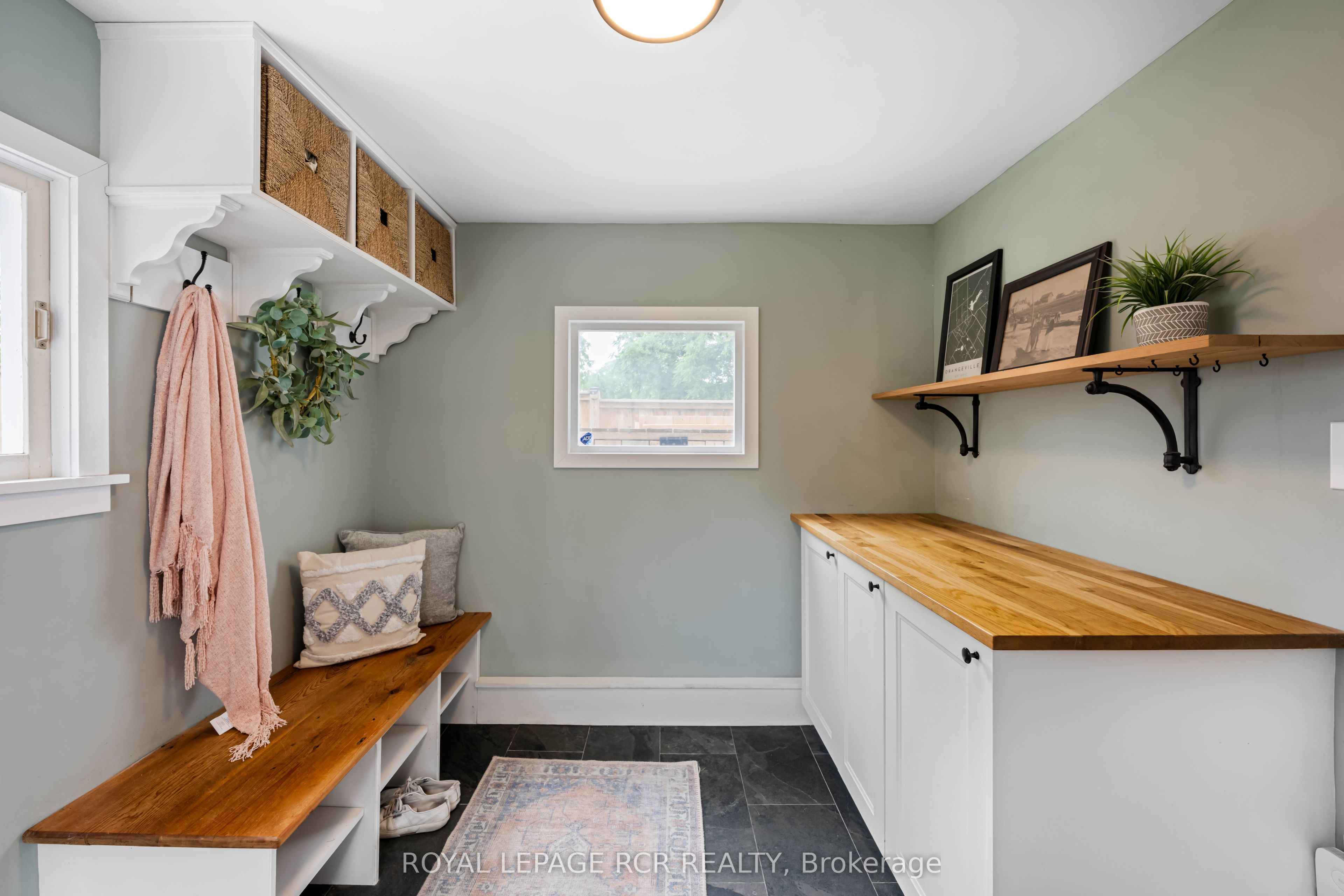 22 John Street Property Photo 26