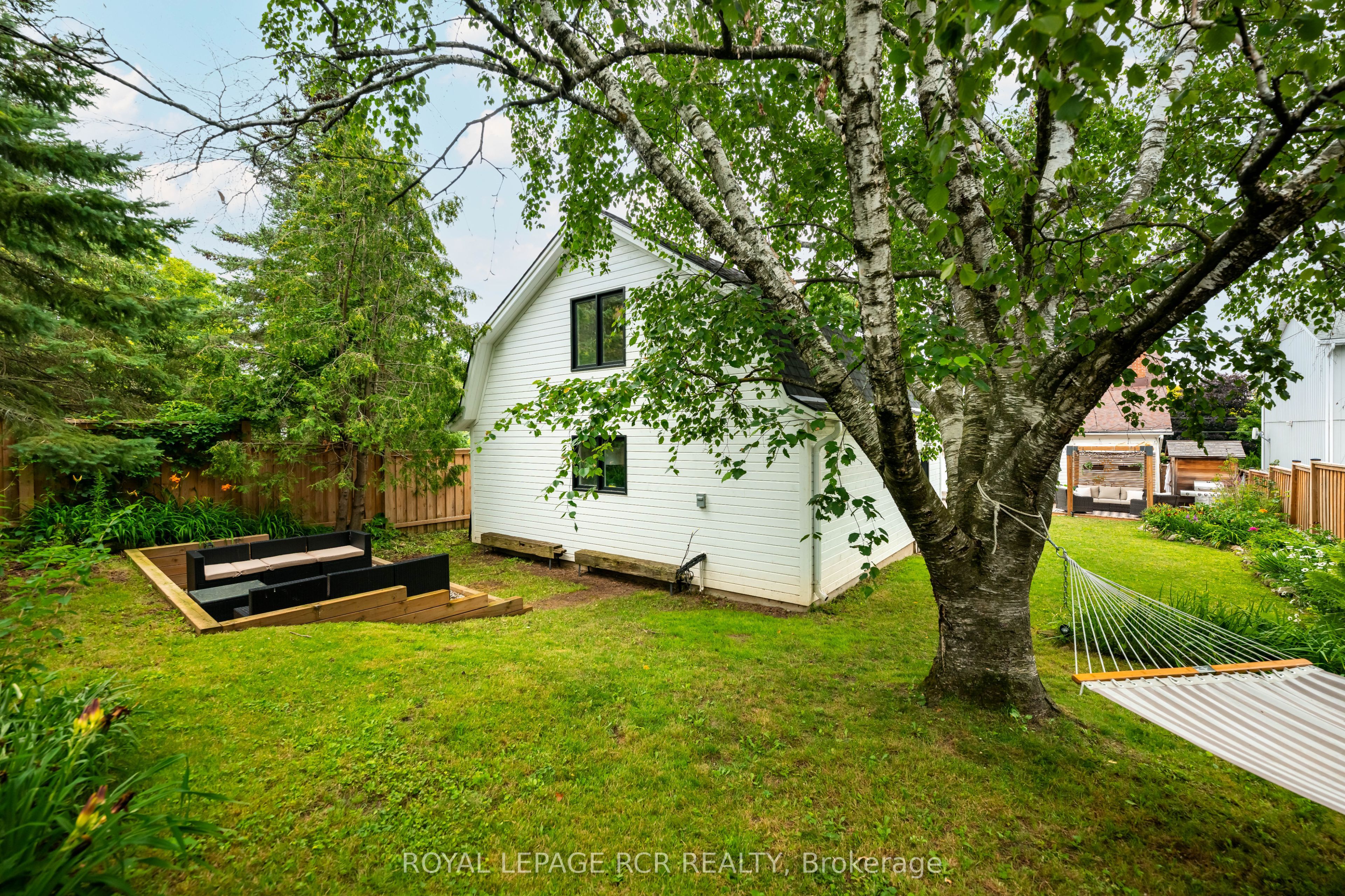 22 John Street Property Photo 45