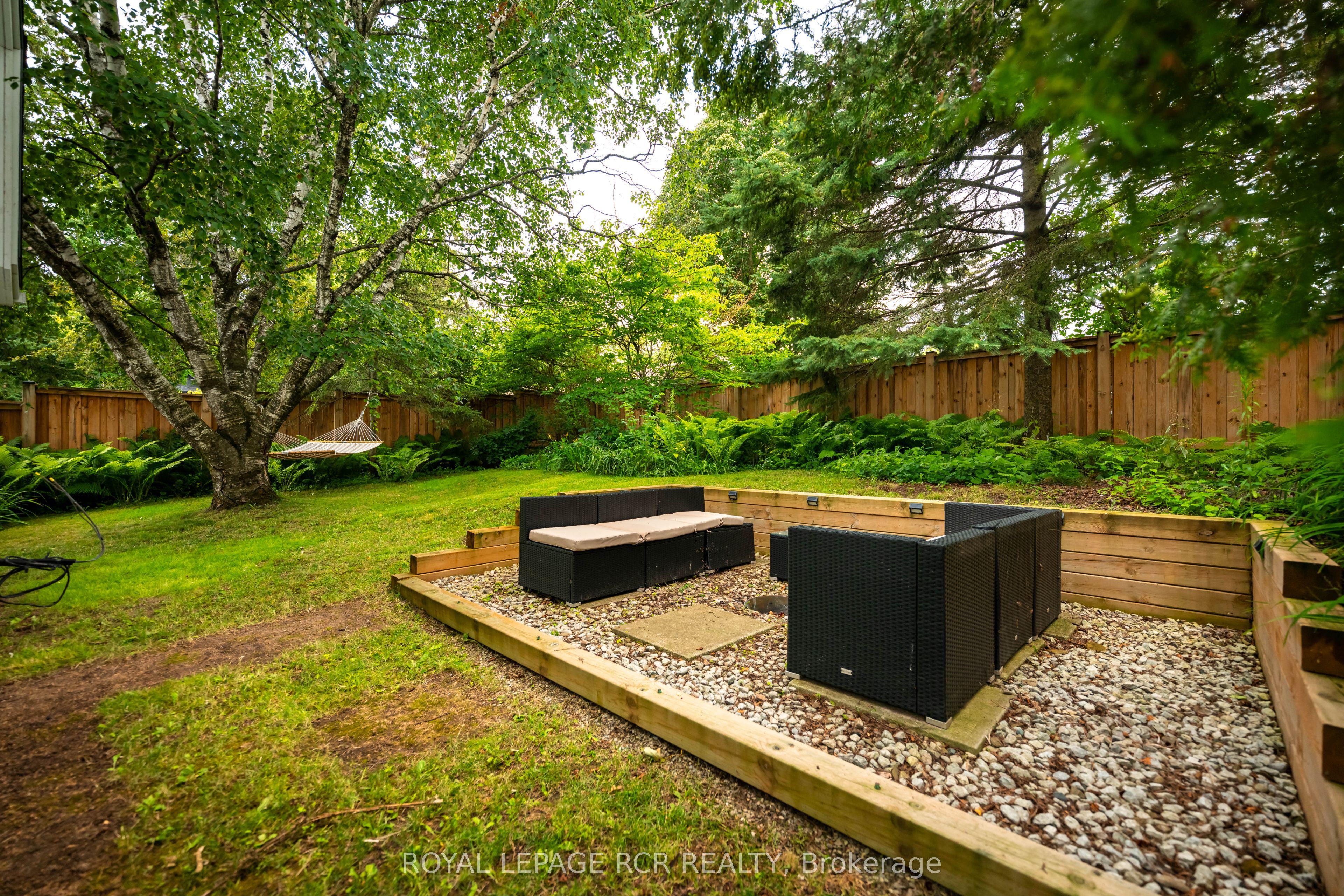 22 John Street Property Photo 46