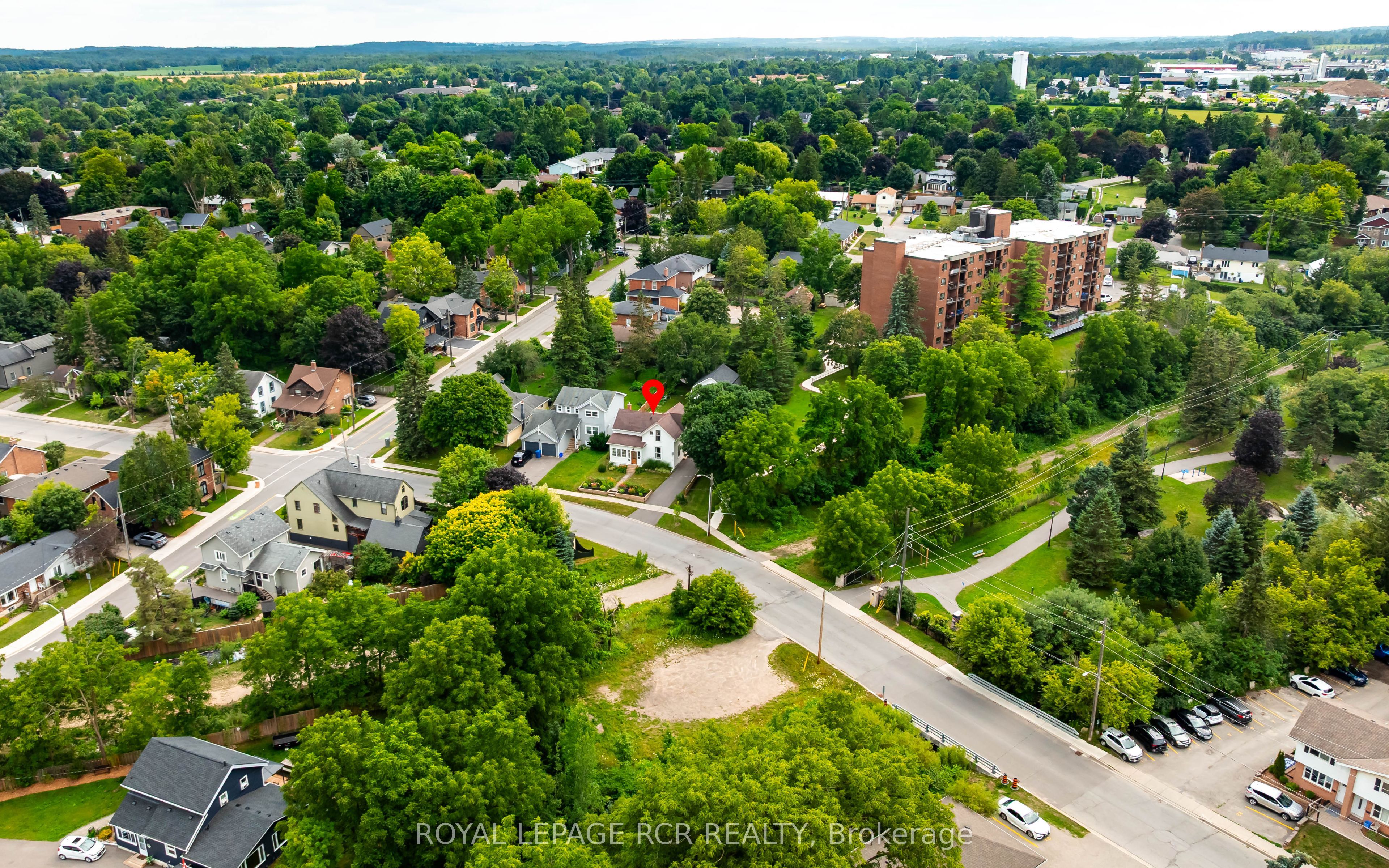 22 John Street Property Photo 48