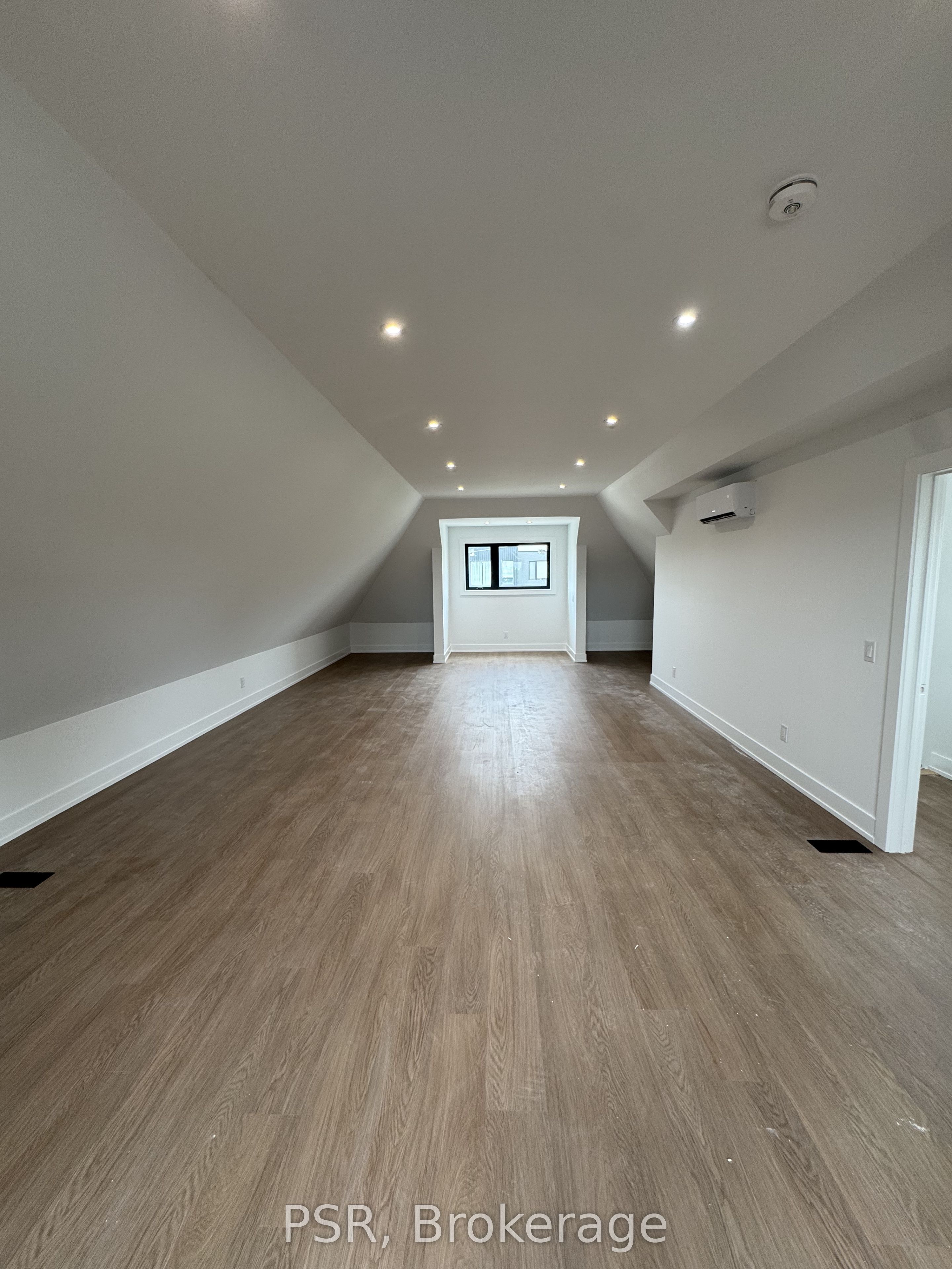 99 Ypres Road Upper Property Photo 10
