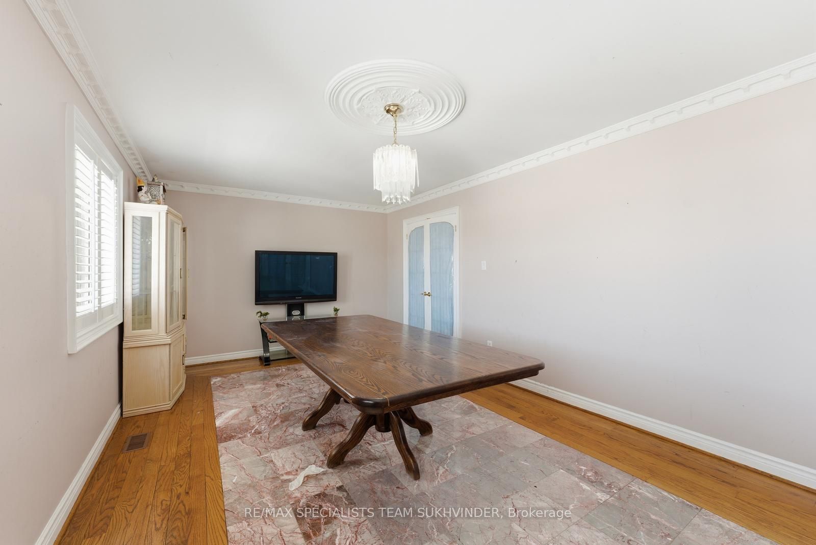 7048 King Street Property Photo 18