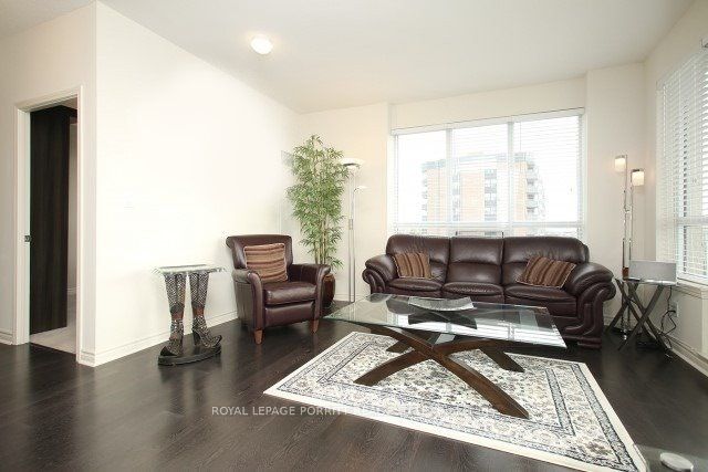 3865 Lake Shore Boulevard W 1109 Property Photo 9