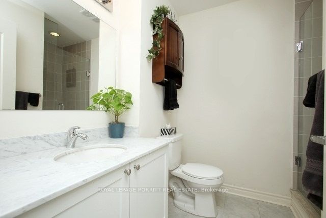 3865 Lake Shore Boulevard W 1109 Property Photo 13