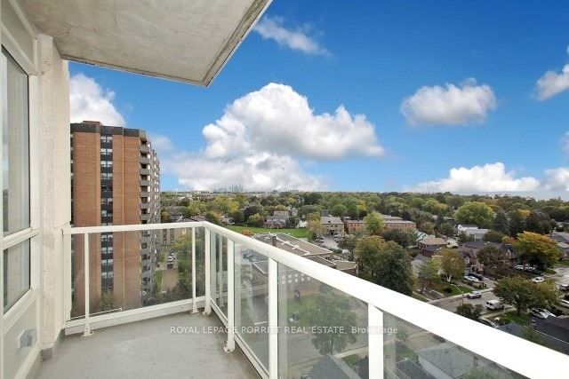 3865 Lake Shore Boulevard W 1109 Property Photo 14