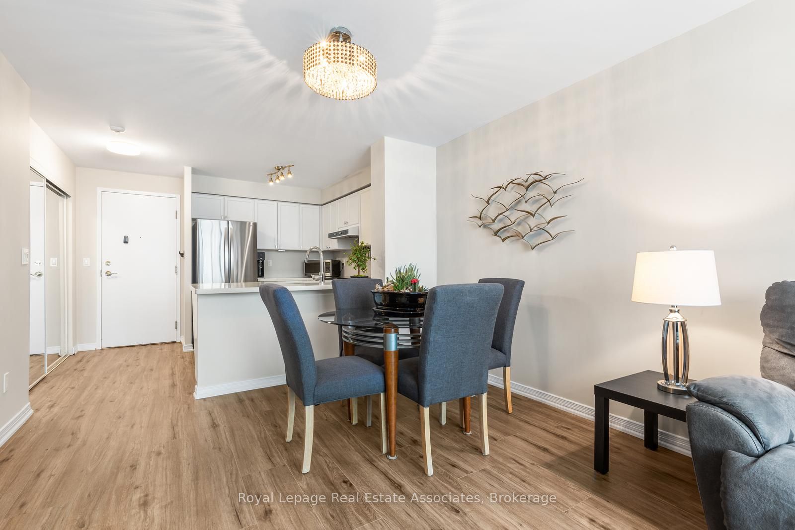 2565 Erin Centre Boulevard Ph7 Property Photo 10