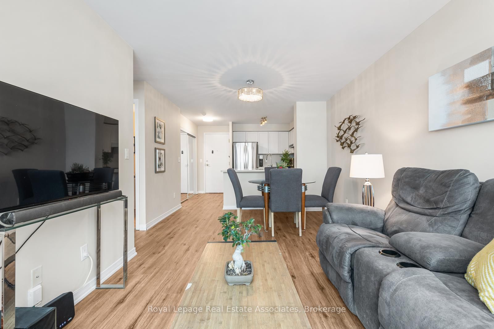 2565 Erin Centre Boulevard Ph7 Property Photo 11