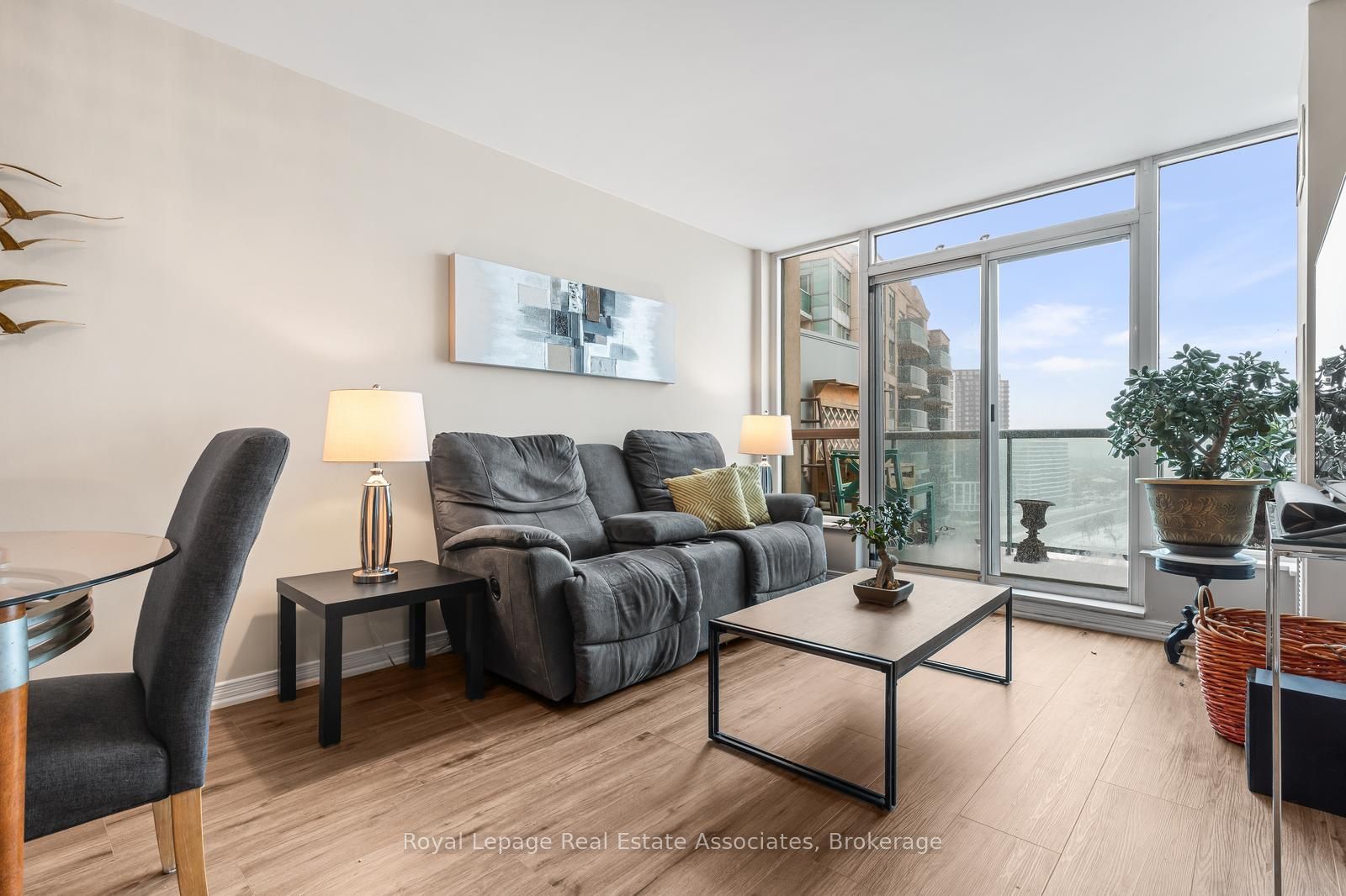 2565 Erin Centre Boulevard Ph7 Property Photo 14