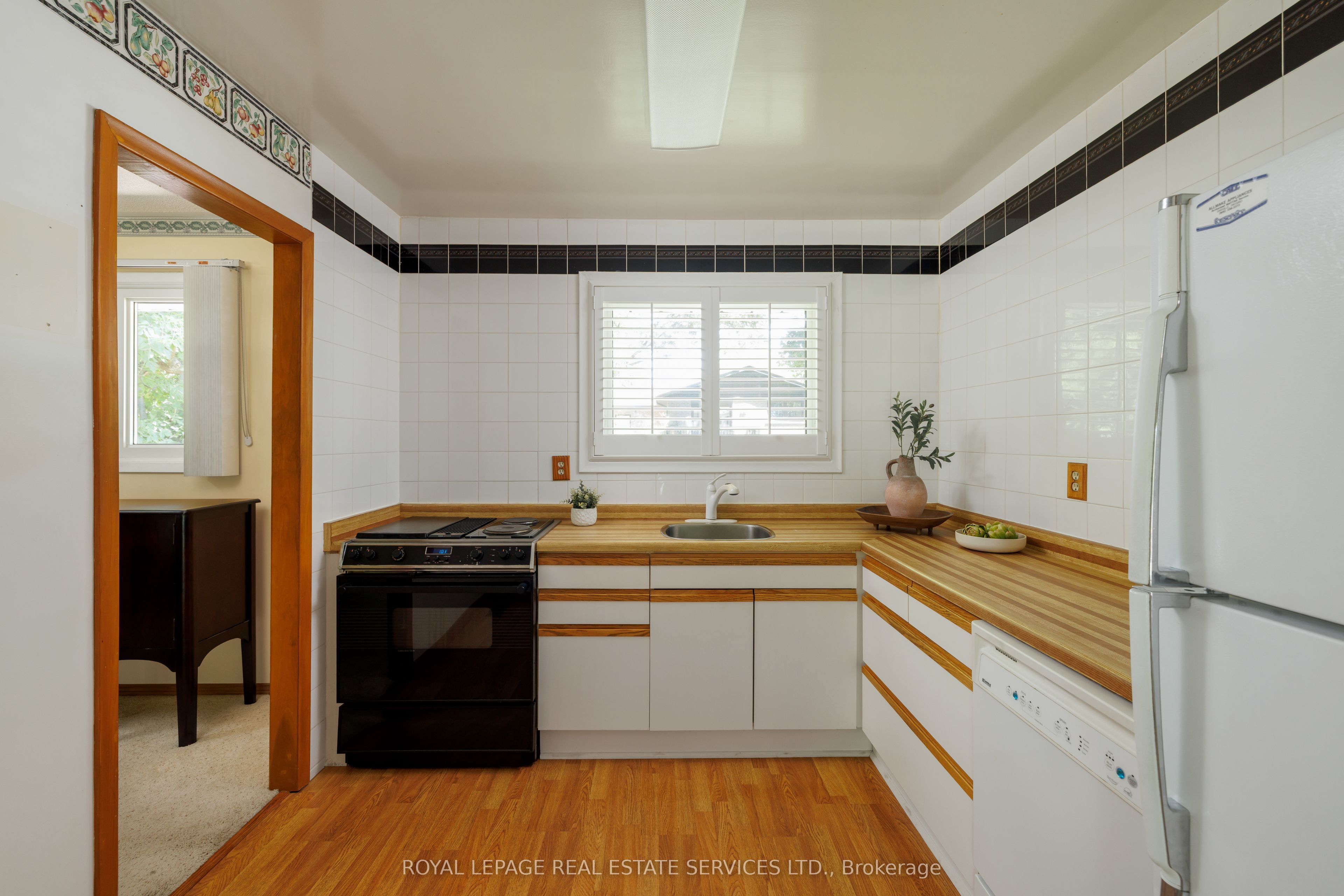18 Osborne Crescent Property Photo 12