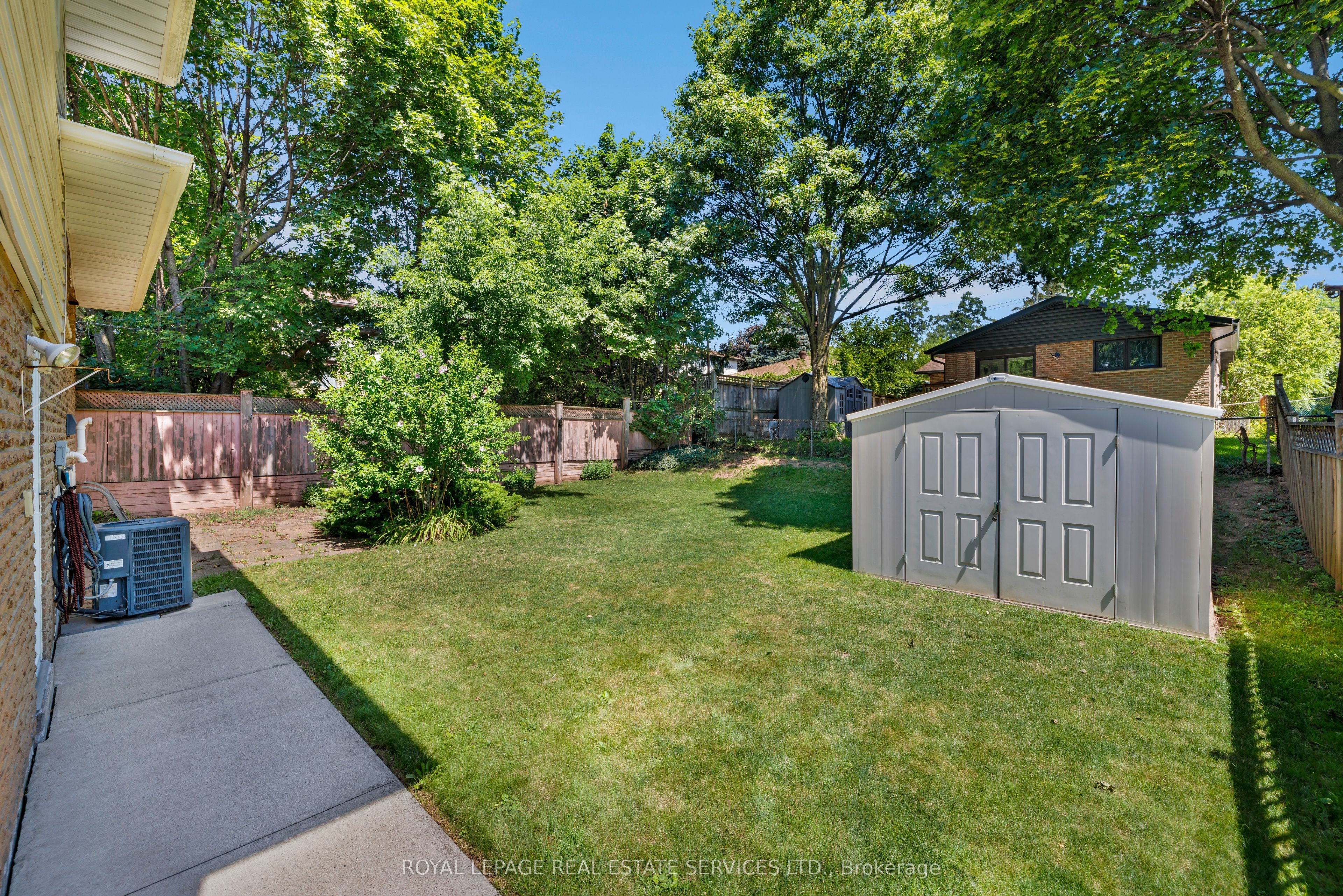 18 Osborne Crescent Property Photo 24