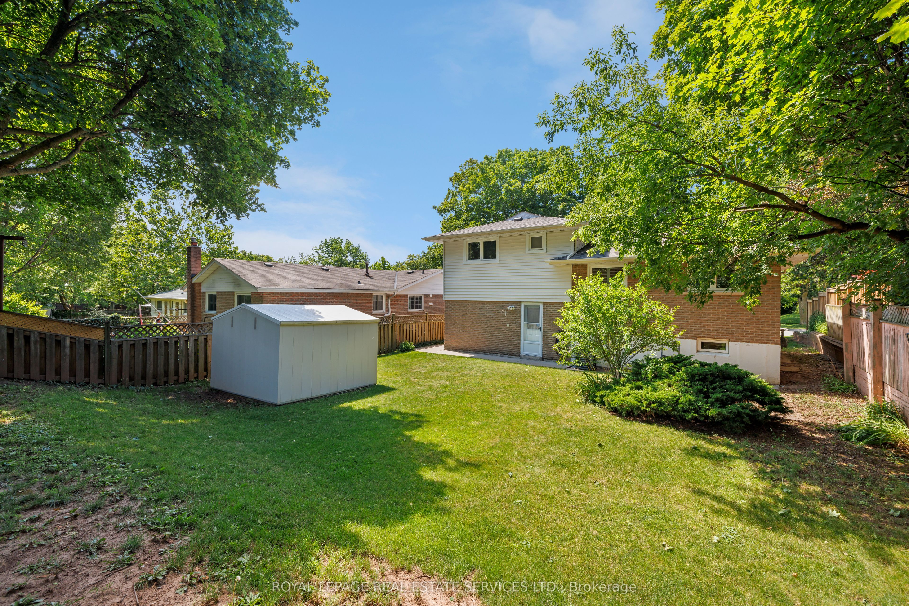 18 Osborne Crescent Property Photo 26