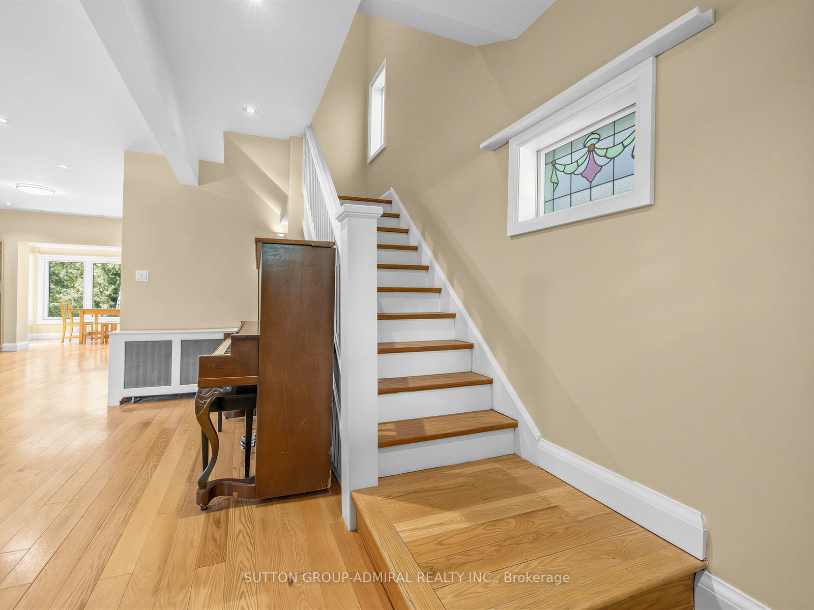 246 Ellis Avenue Property Photo 16