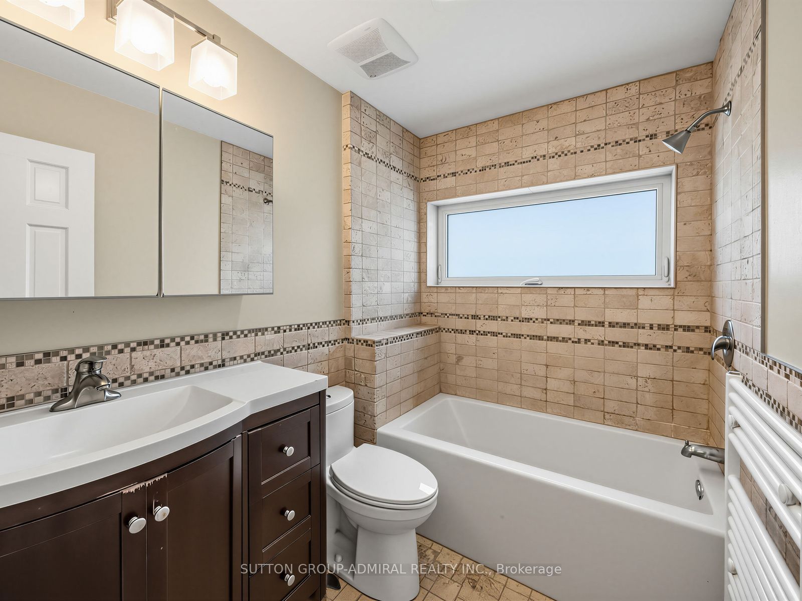 246 Ellis Avenue Property Photo 20