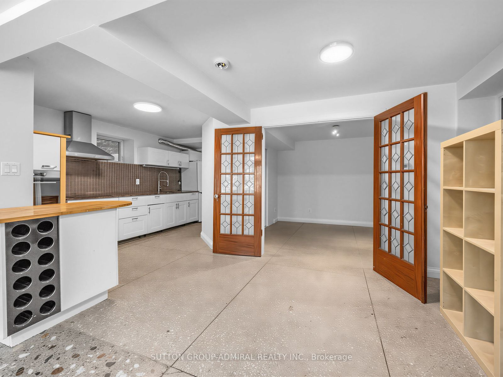 246 Ellis Avenue Property Photo 23