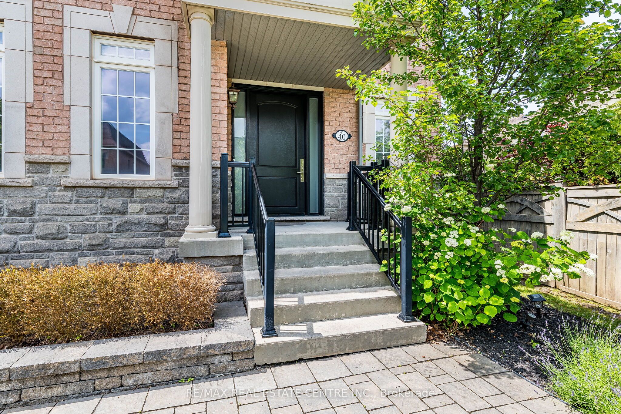 40 Cachet Court Property Photo 2