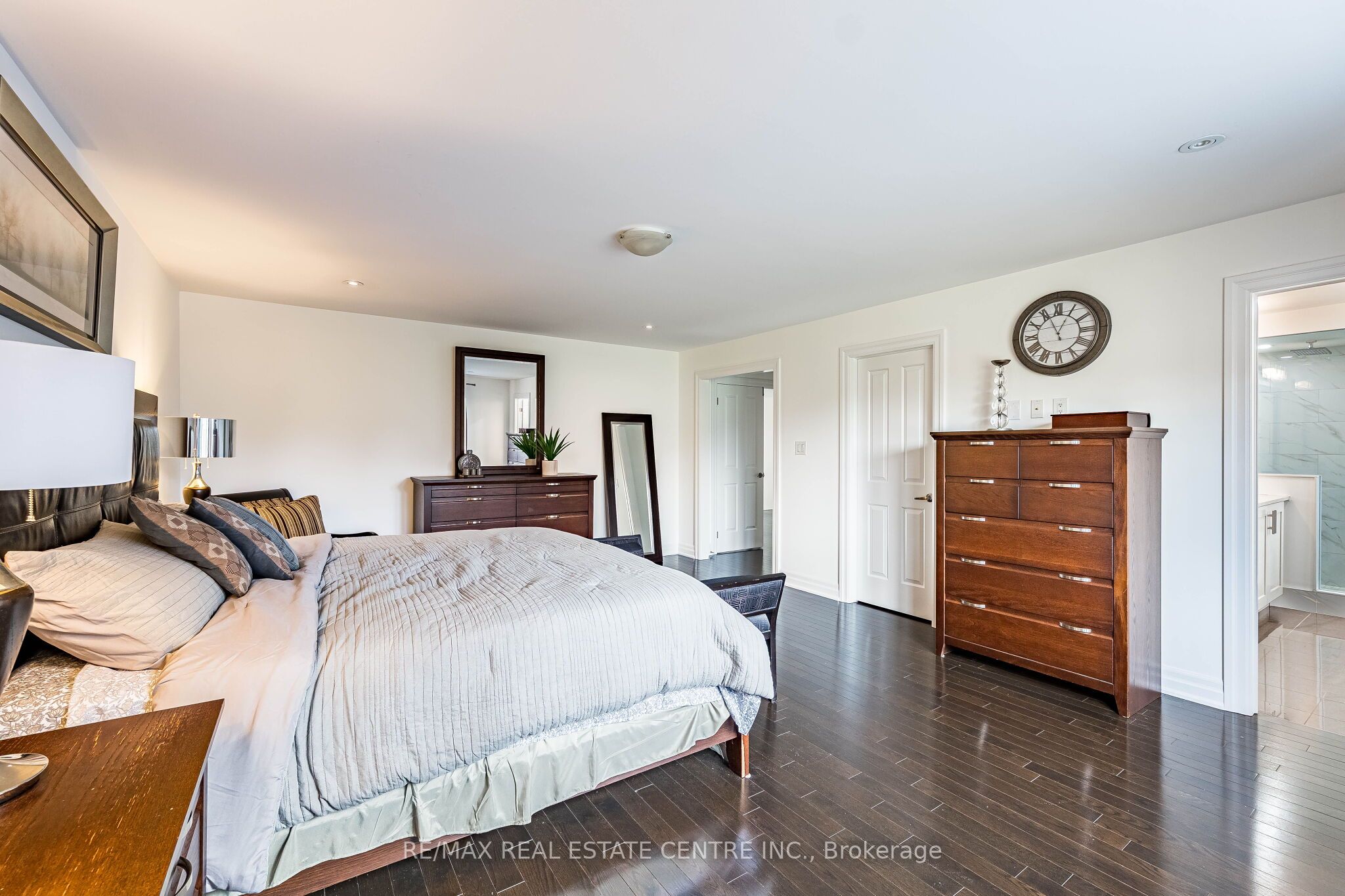 40 Cachet Court Property Photo 27