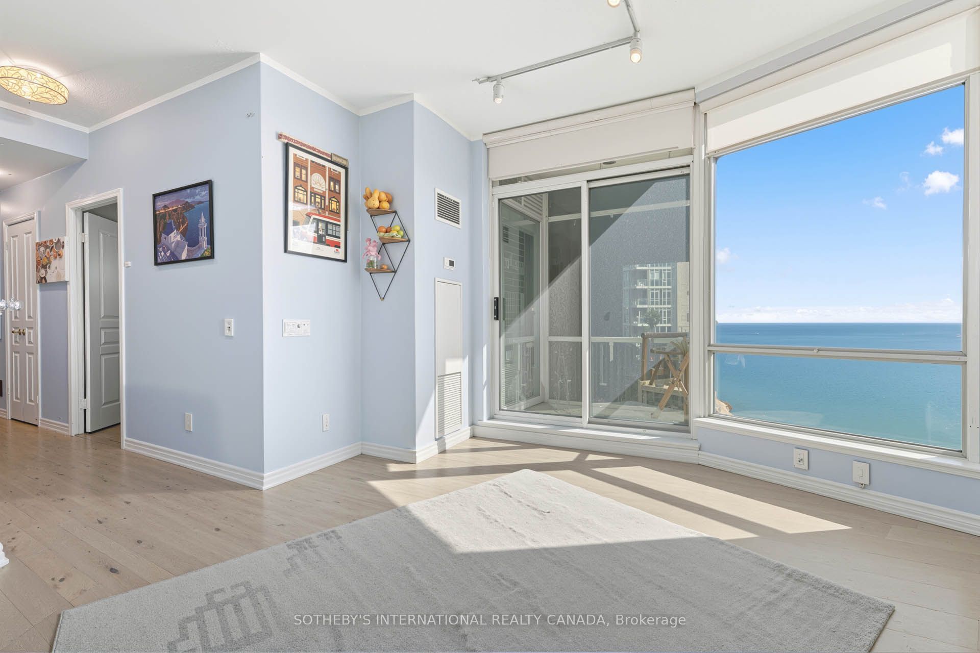 5 Marine Parade Drive 1013 Property Photo 13