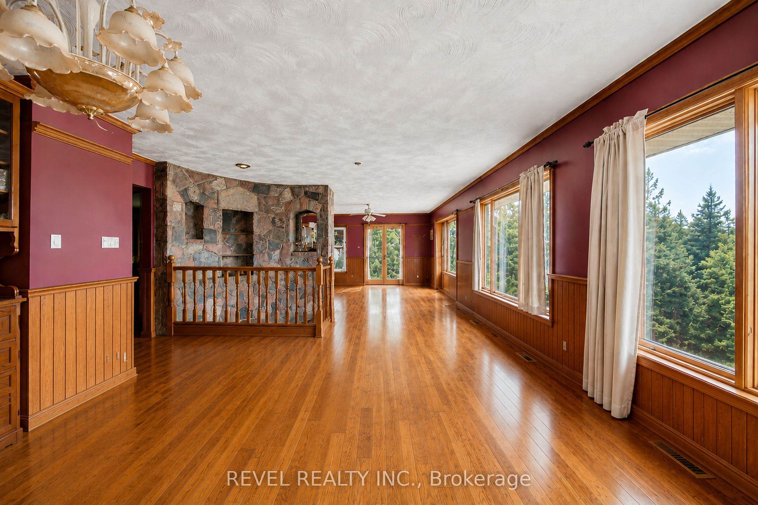 3156 Escarpment Side Road Property Photo 12