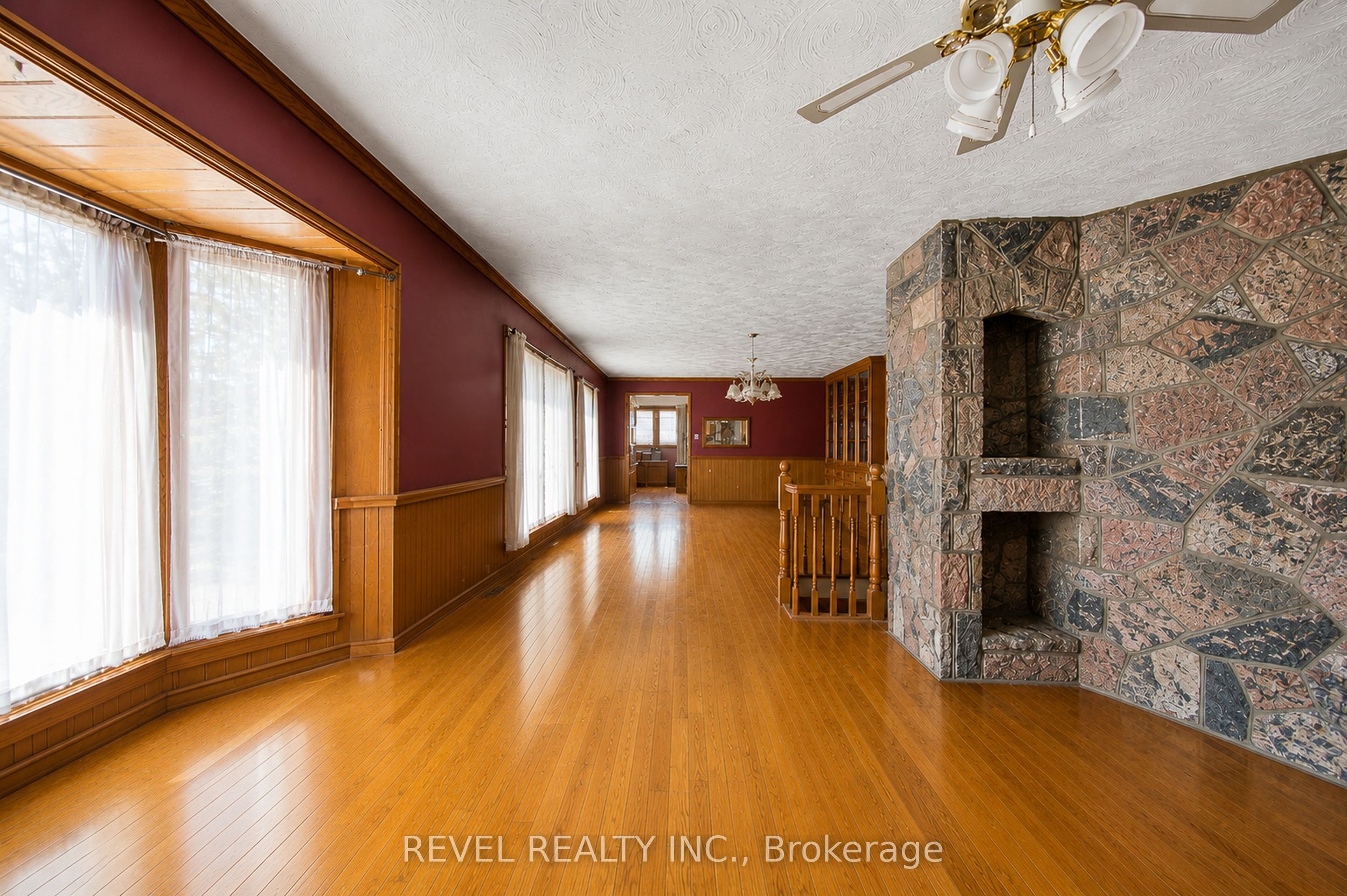 3156 Escarpment Side Road Property Photo 13