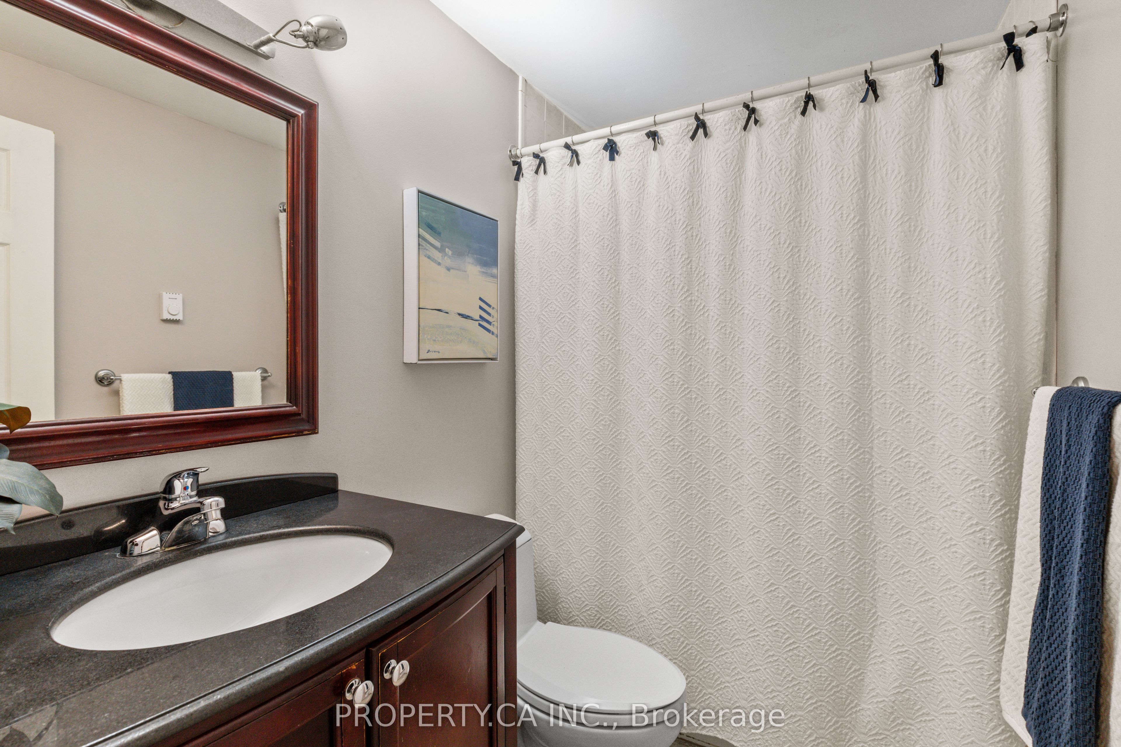 37 Gladstone Square Property Photo 19
