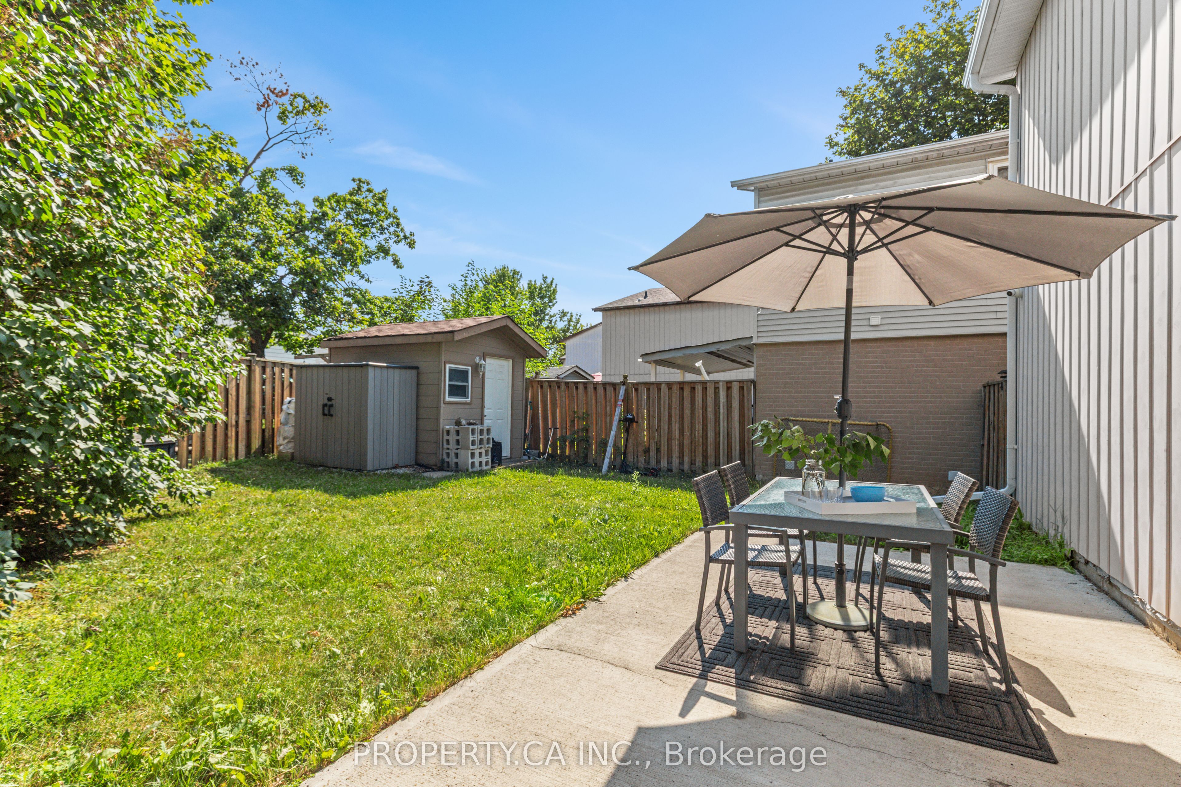 37 Gladstone Square Property Photo 24
