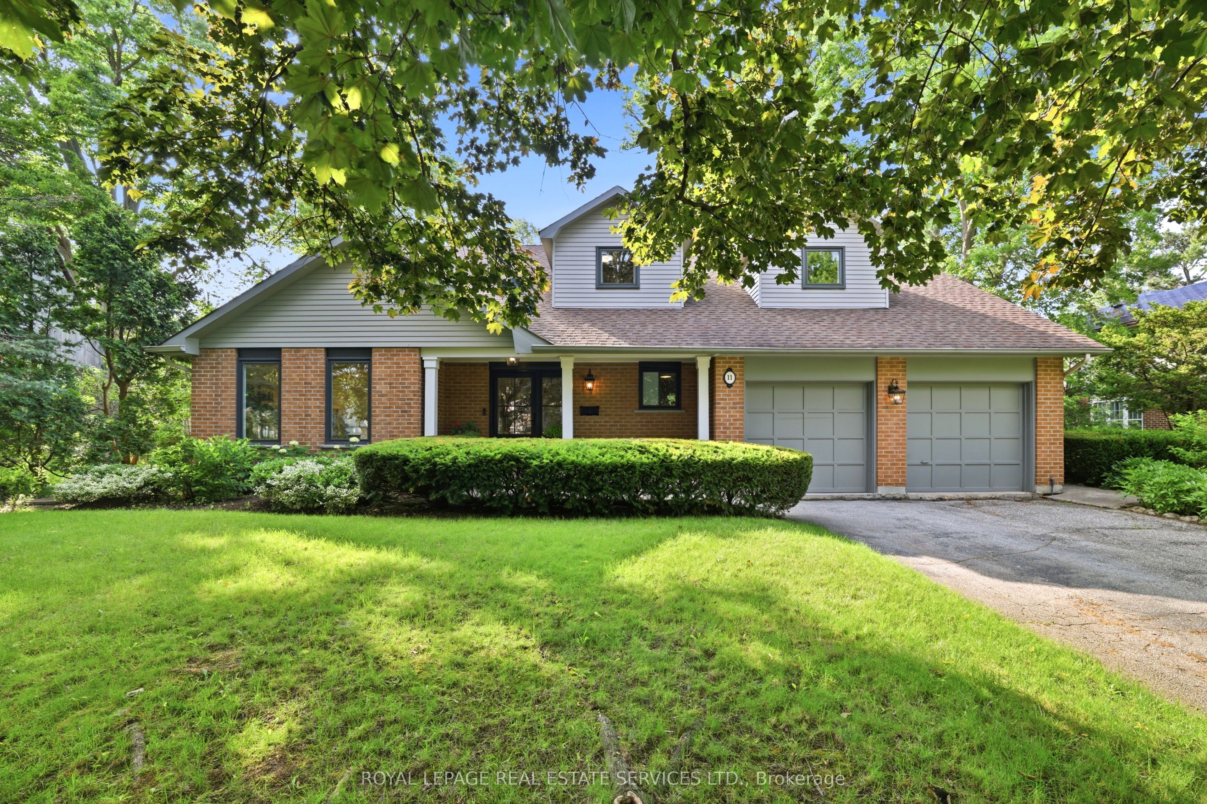 11 Regency Court Property Photo 4