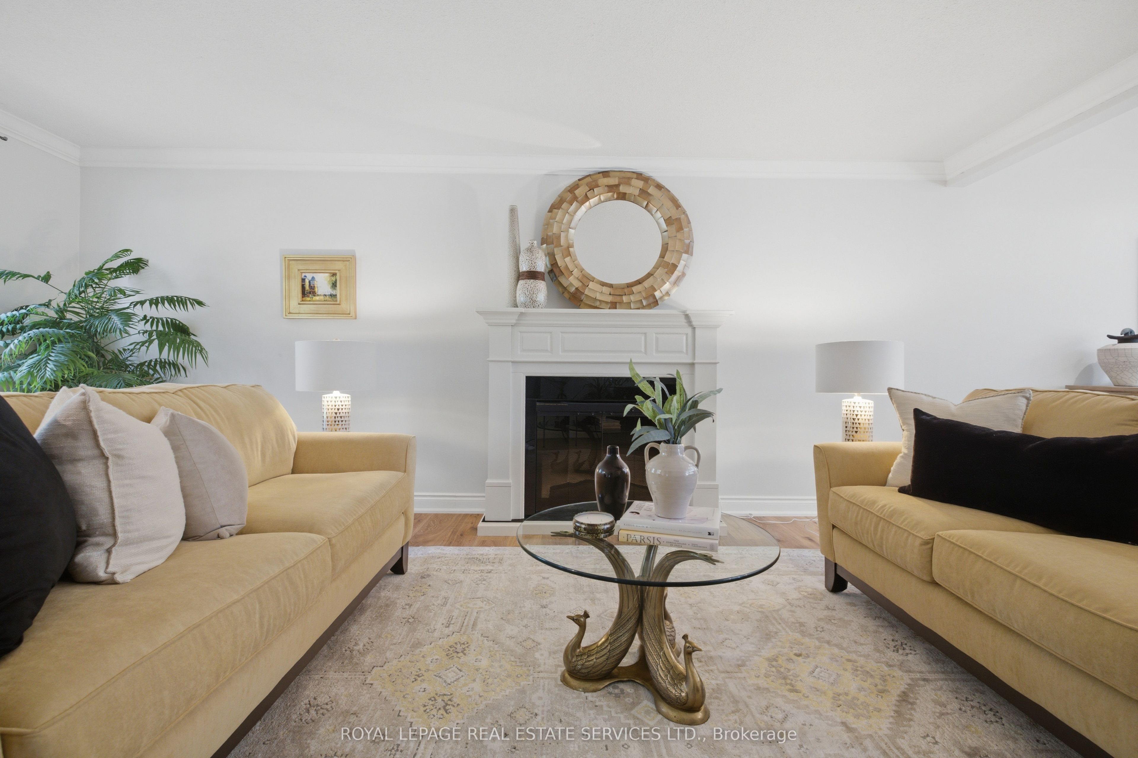 11 Regency Court Property Photo 9