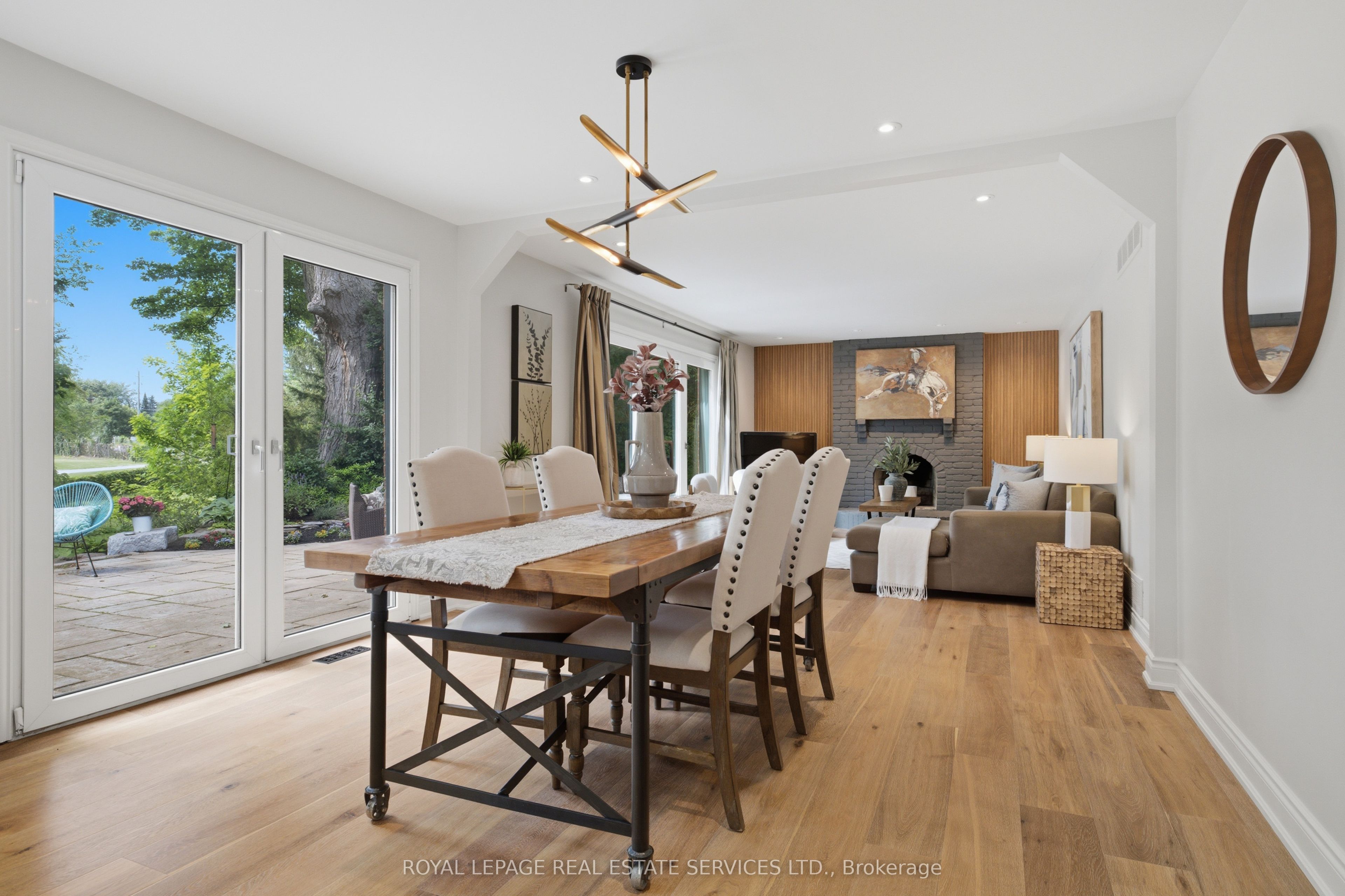11 Regency Court Property Photo 19