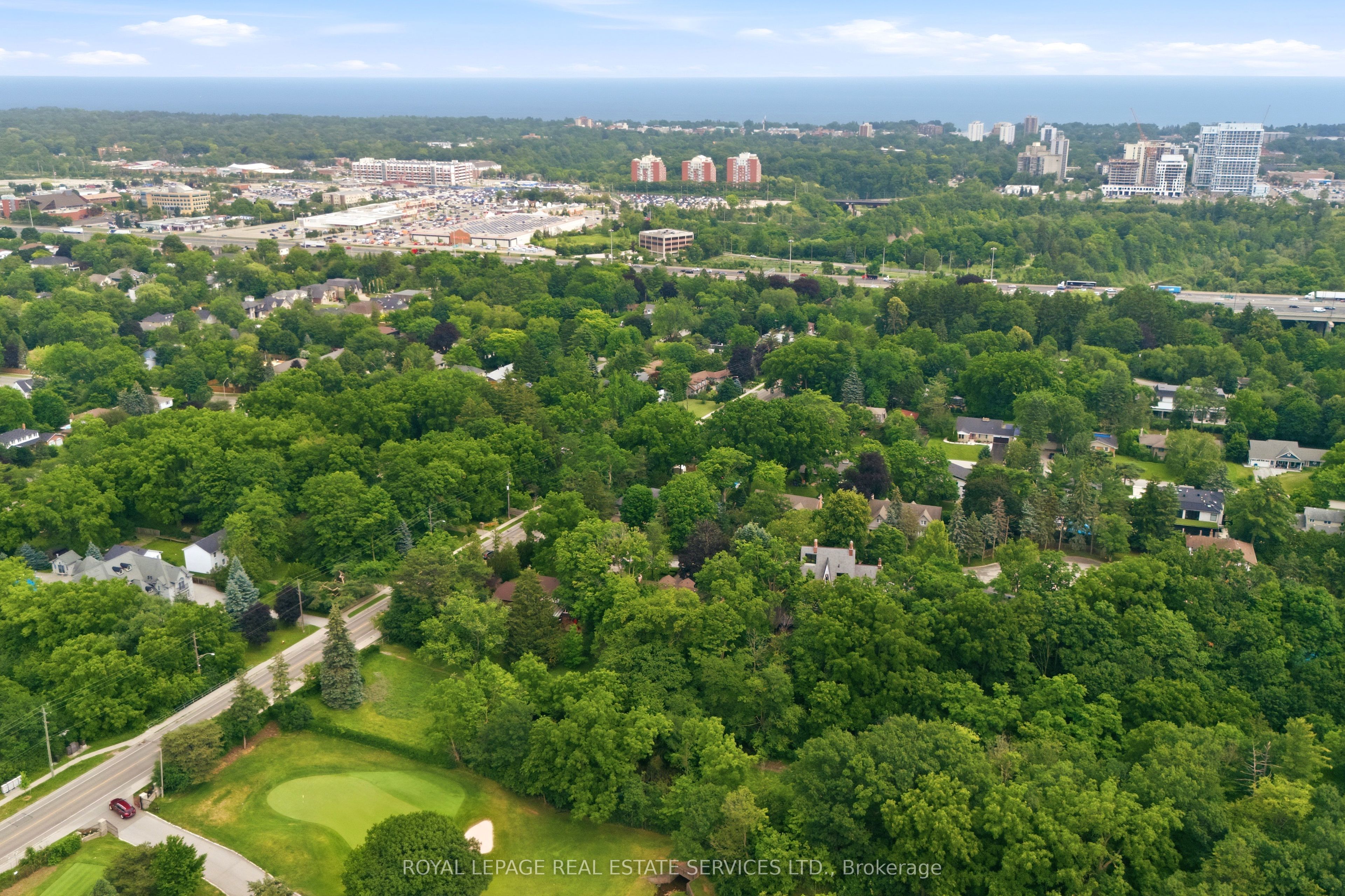 11 Regency Court Property Photo 46