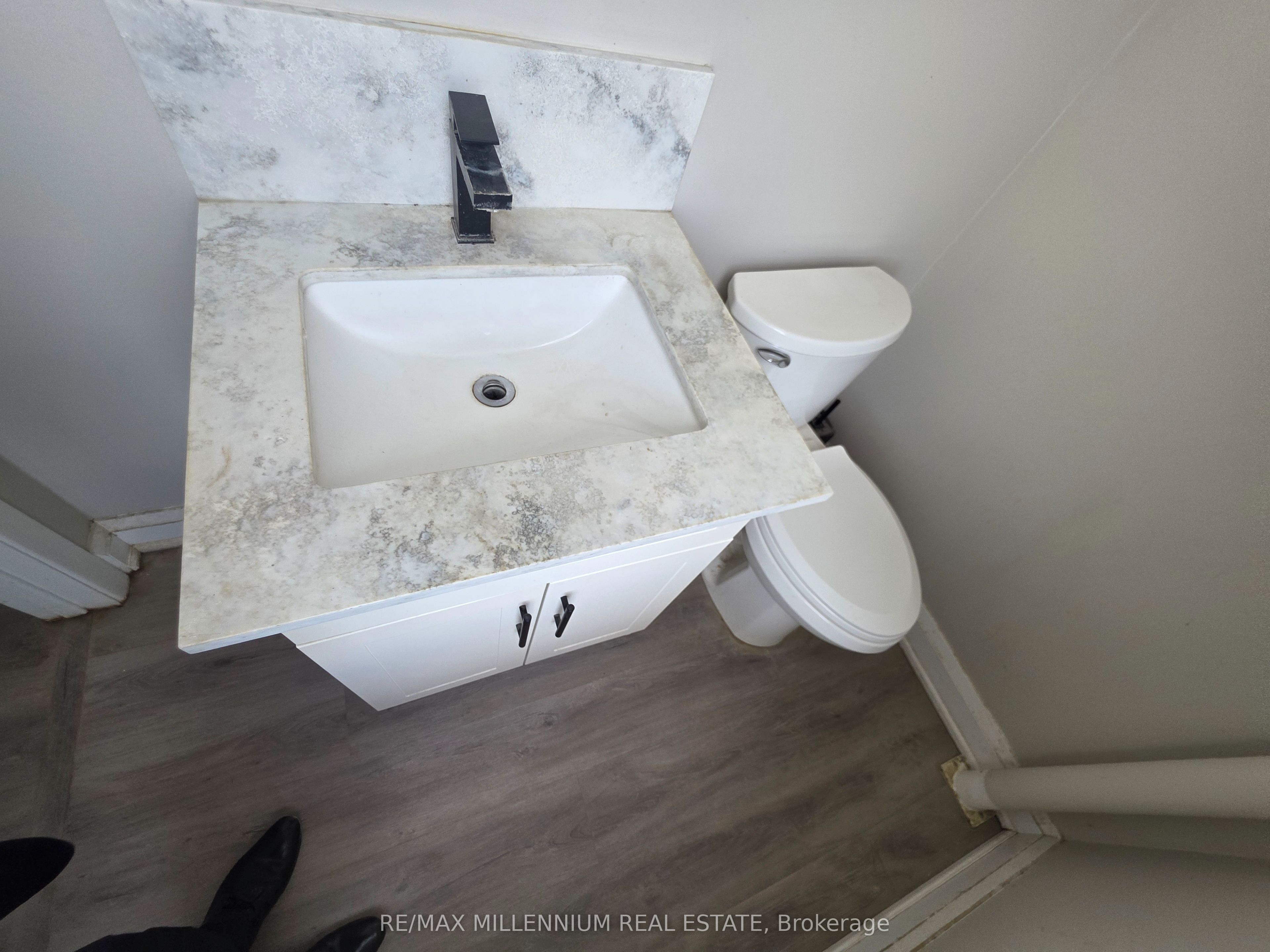 465 Norfinch Drive 1 Property Photo 15
